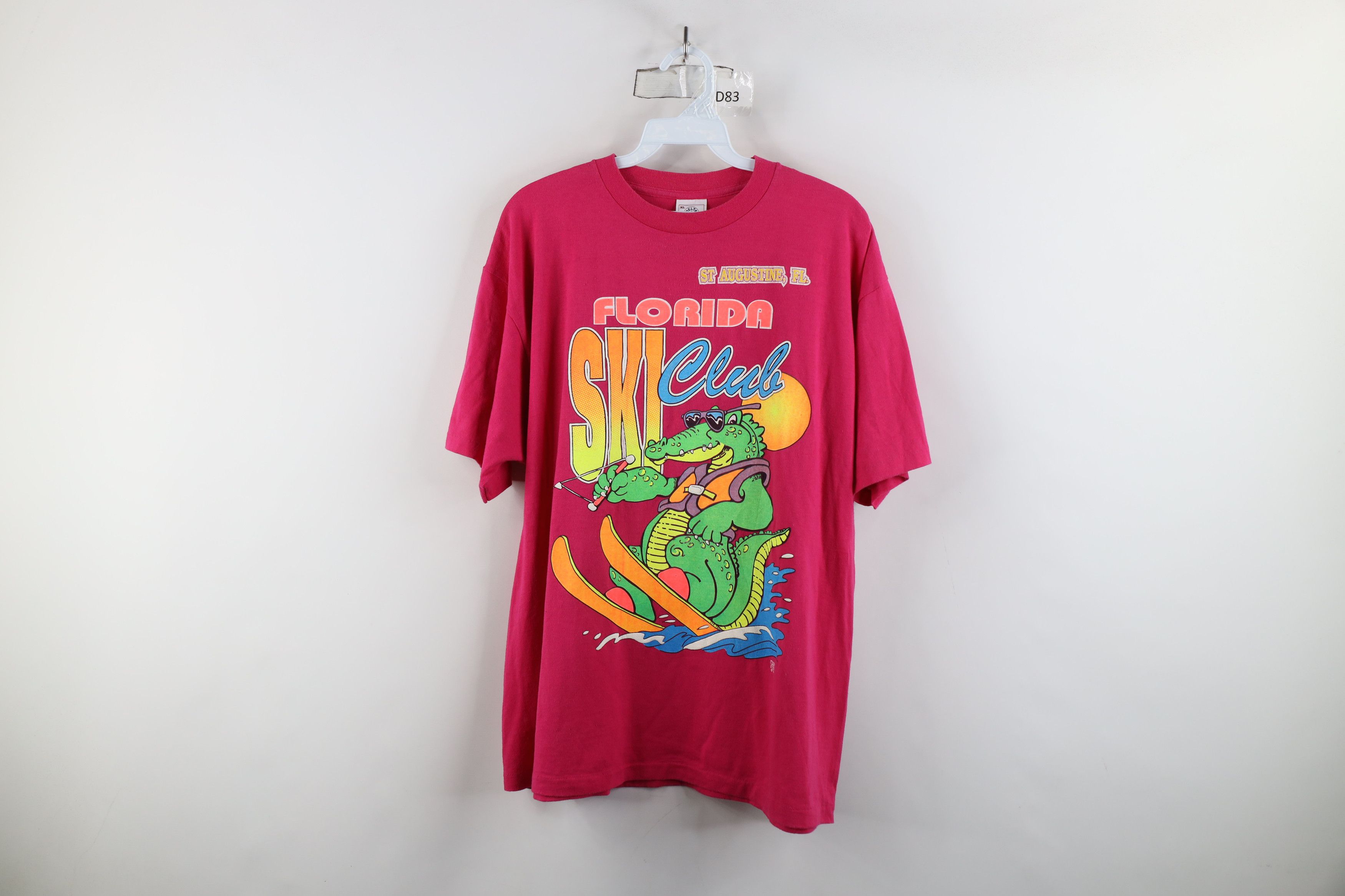 Vintage Vintage 90s Streetwear Ski Club Waterski T-Shirt Pink USA Size XL / US 12-14 / IT 48-50 - 1 Thumbnail