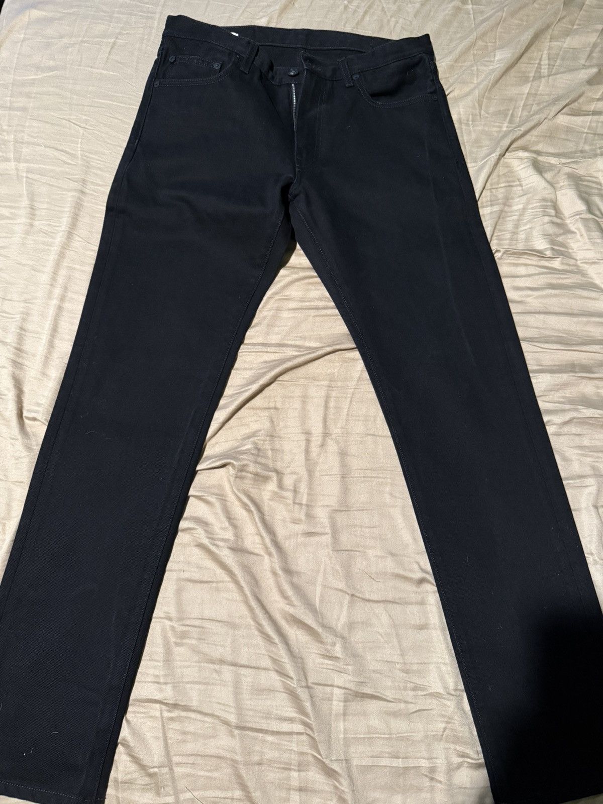 Black off white denim just w/ stripe logo on back size 31