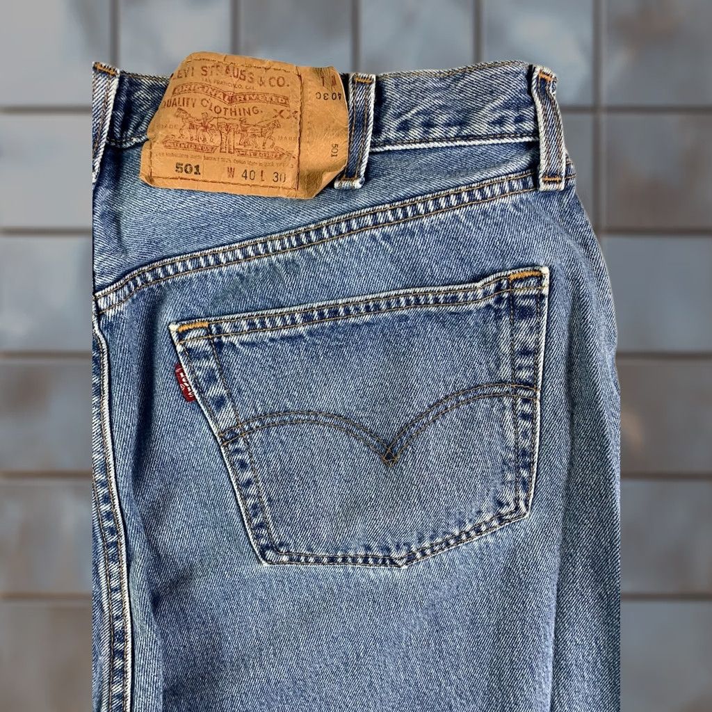Levi's VINTAGE Levi's 501 Denim Jeans Mens 40x30 Blue USA Y2K Size US 37 - 1 Thumbnail