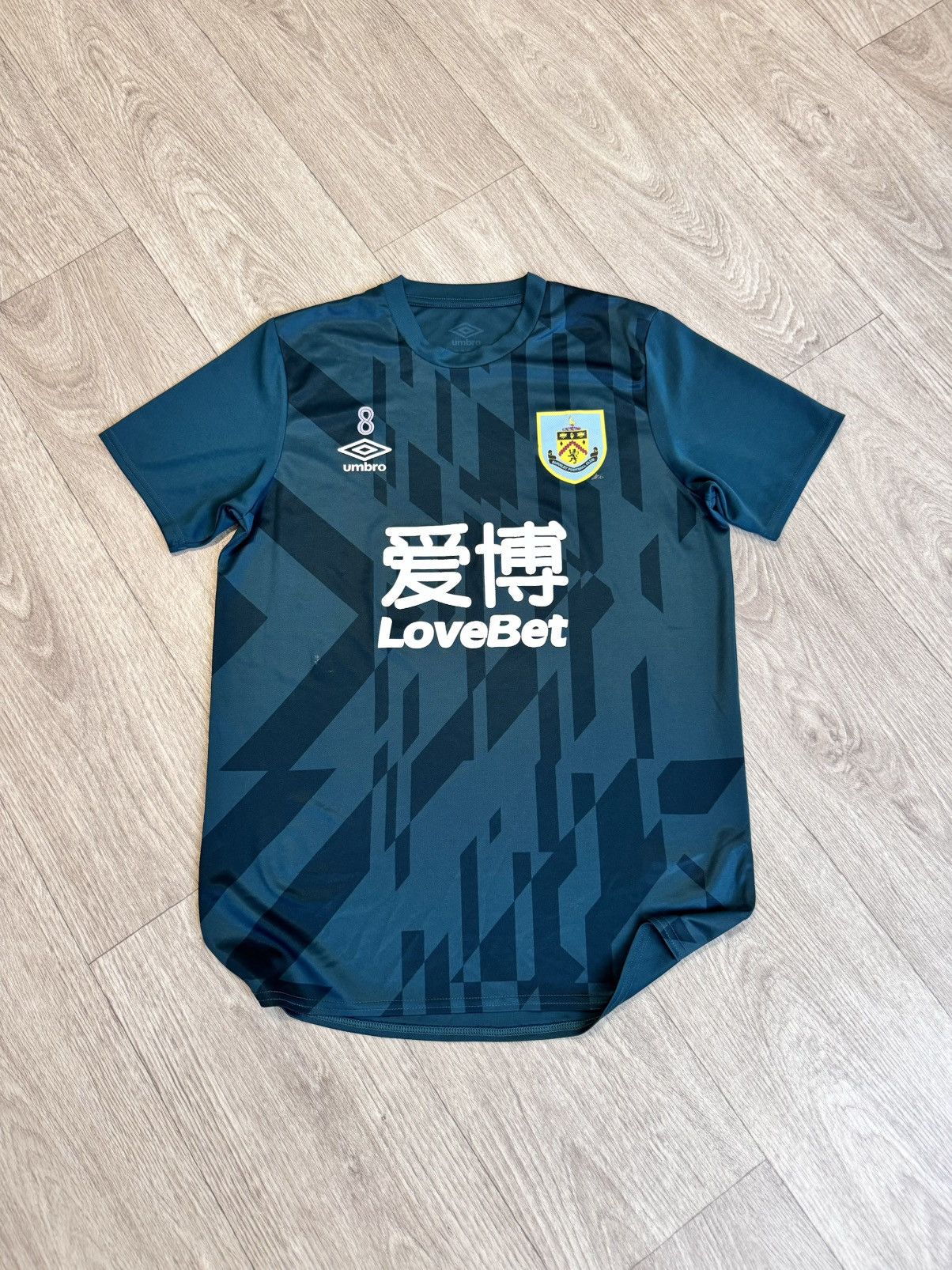 Umbro 🔷Umbro Burnley 2019/20 Soccer jersey🔷 Size US S / EU 44-46 / 1 - 1 Thumbnail
