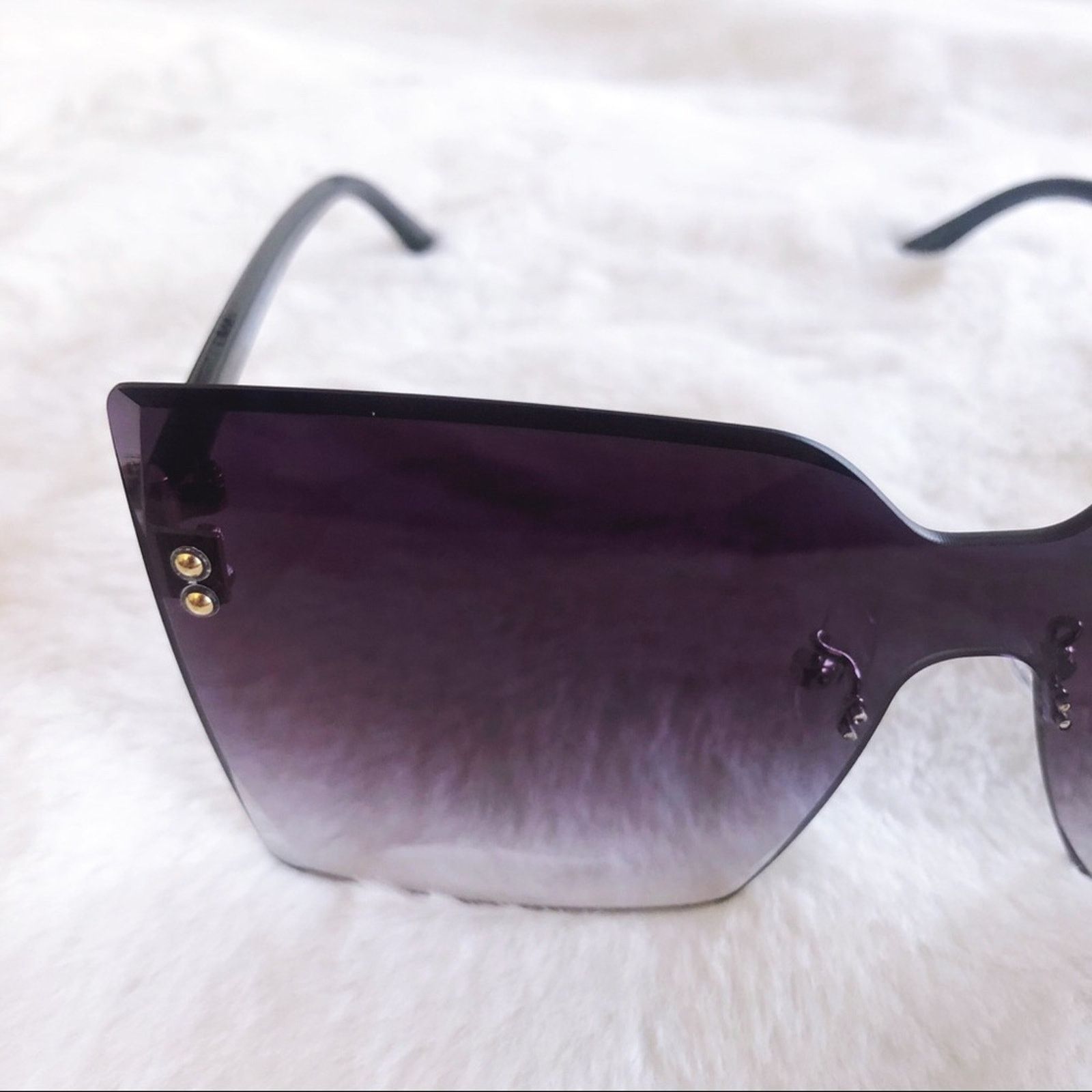 Other Dana Black Rimless Oversized Cat Eye Sunglasses Size ONE SIZE - 5 Thumbnail