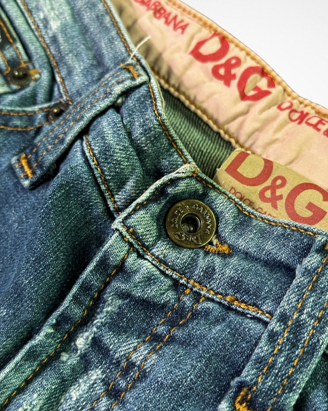 Dolce & Gabbana 90s Stash Pocket Denim Capri Pants Size 28" / US 6 / IT 42 - 4 Thumbnail