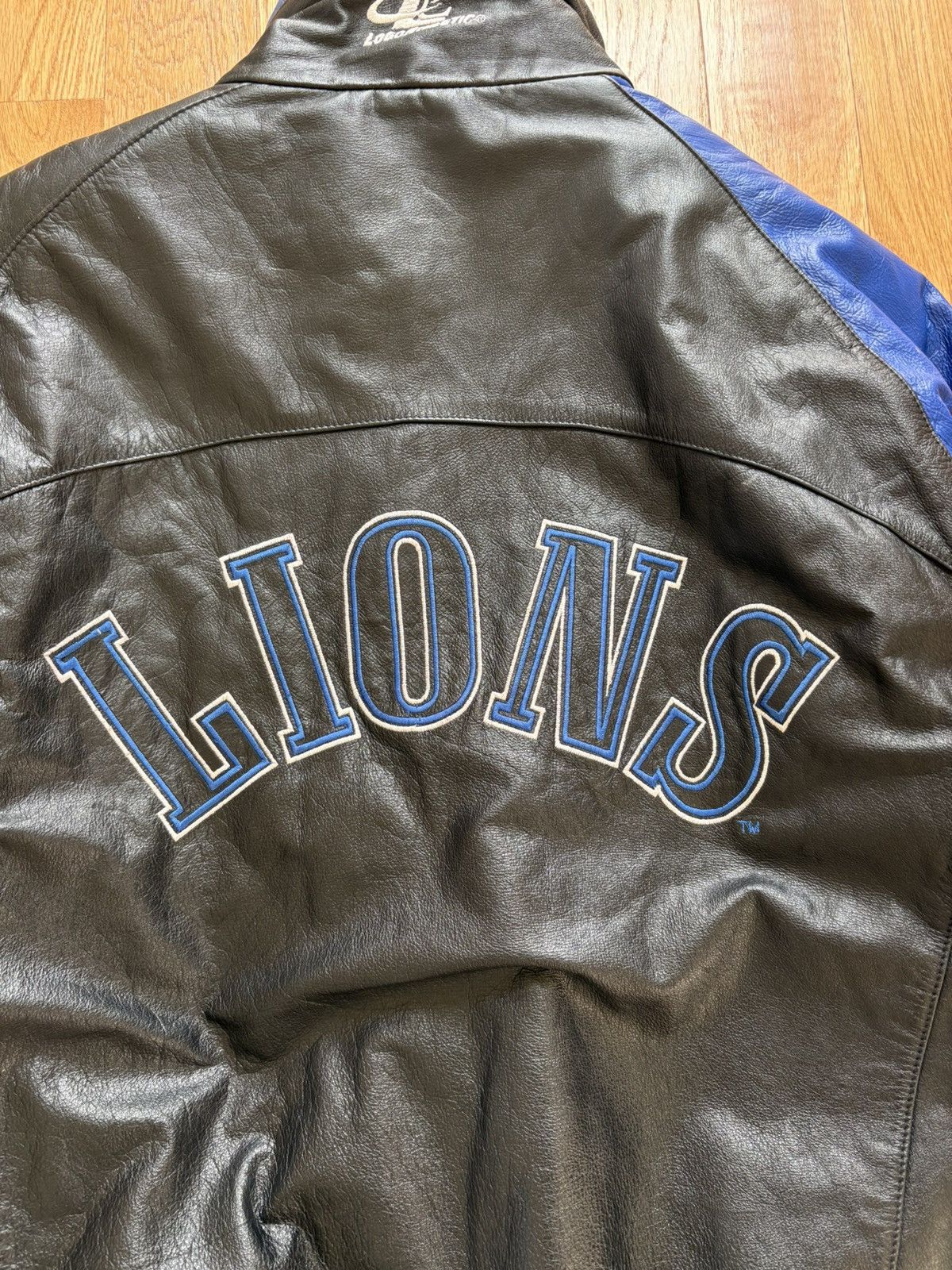Logo Athletic Detroit Lions Logo 7 Sharktooth VTG 90s Leather Jacket L Size US L / EU 52-54 / 3 - 15 Thumbnail