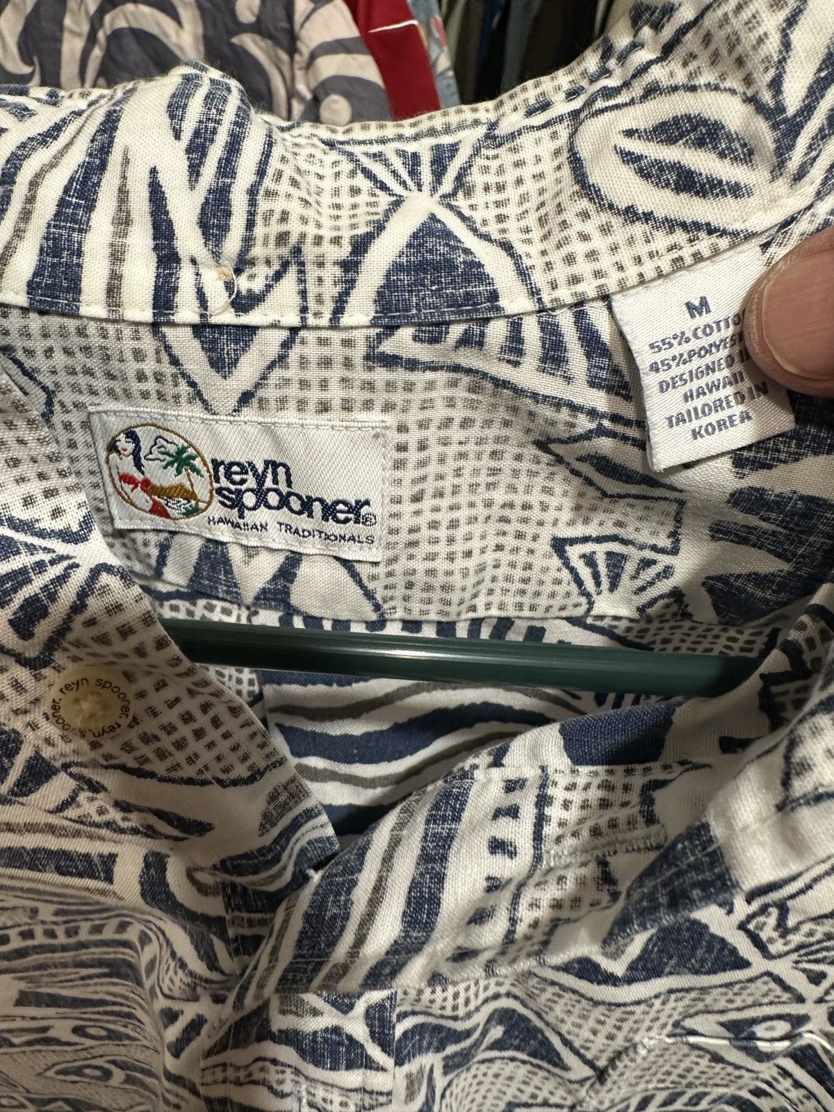 Reyn Spooner PreOwned Reyn Spooner Blue/White Hawaiian Fishes Men's M Size US M / EU 48-50 / 2 - 4 Thumbnail