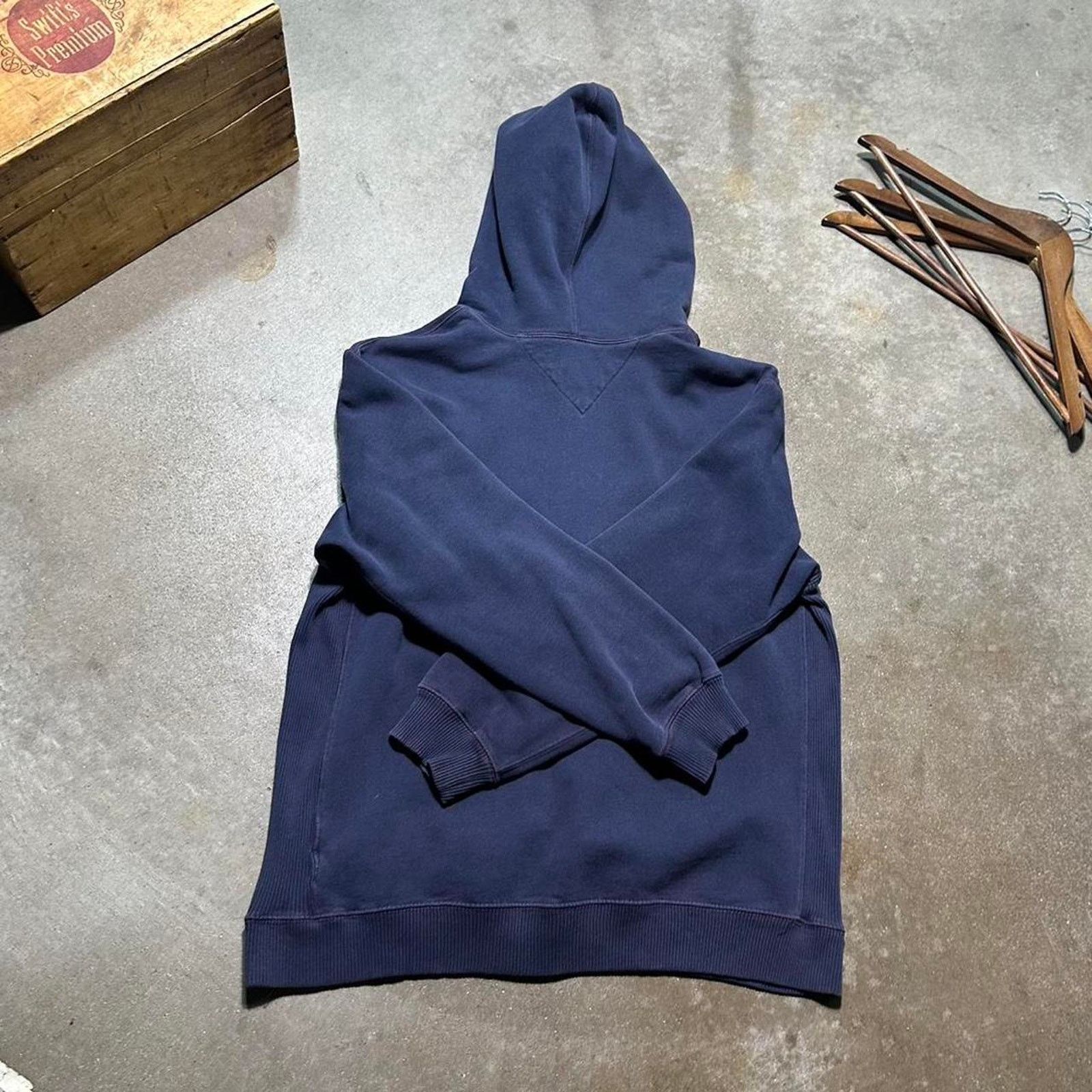 Tommy Hilfiger Tommy Hilfiger Jeans Hoodie Spell-Out Skater Sweatshirt Size US L / EU 52-54 / 3 - 3 Thumbnail