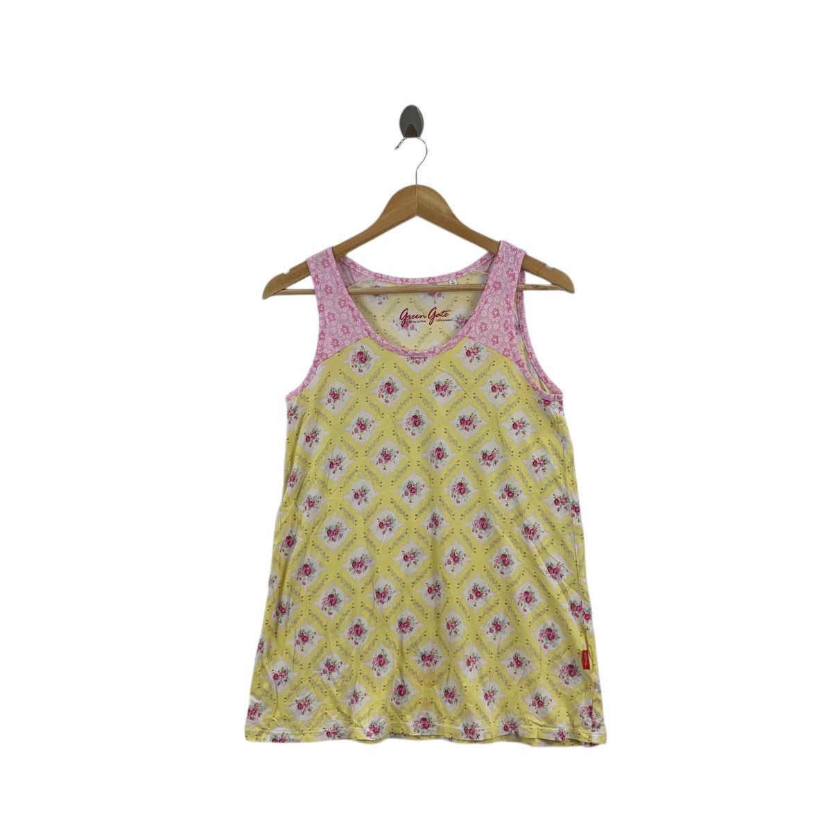 Uniqlo UNIQLO x GREEN GATE COPENHAGEN Limited Edition Tank Top Tee Size XS / US 0-2 / IT 36-38 - 1 Thumbnail