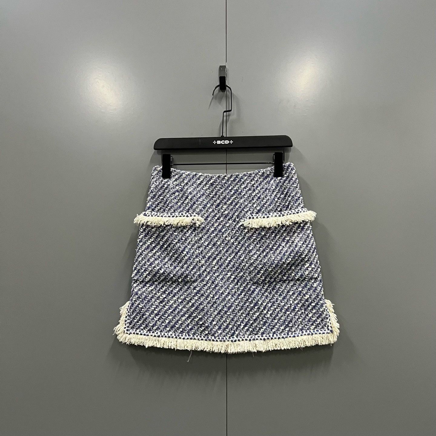 Louis Vuitton Louis Vuitton Skirt 34 Women Size 34" / US 12 / IT 48 - 1 Thumbnail