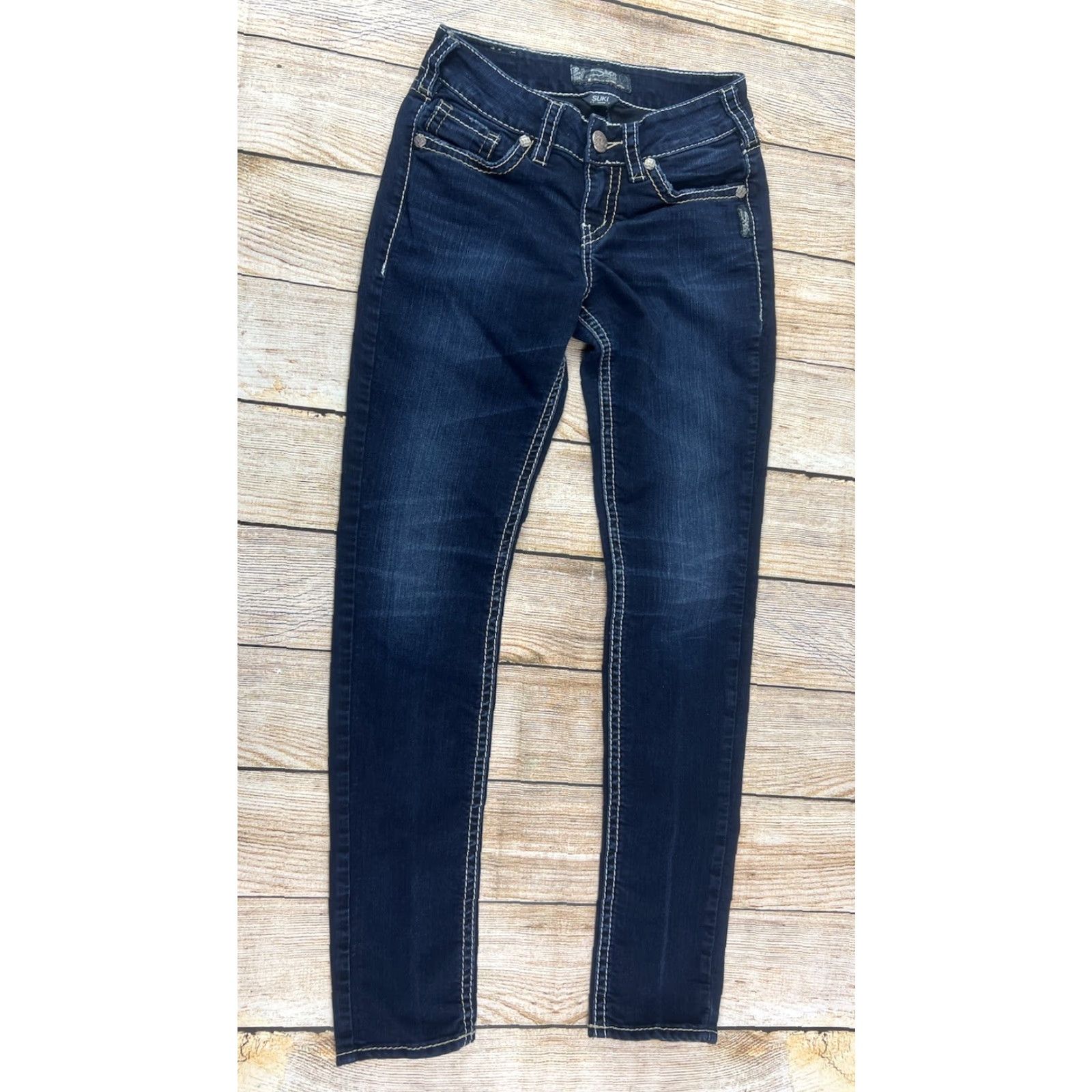 Silver Jeans Co. VINTAGE Women’s Silver Jeans Dark Denim Suki Mid Skinny Size 25 X 31” Women Jeans Skinny Silver Denim Embroidered Button Logo Silver Jeans Suki XS? Size 42" / US 20 - 3 Thumbnail