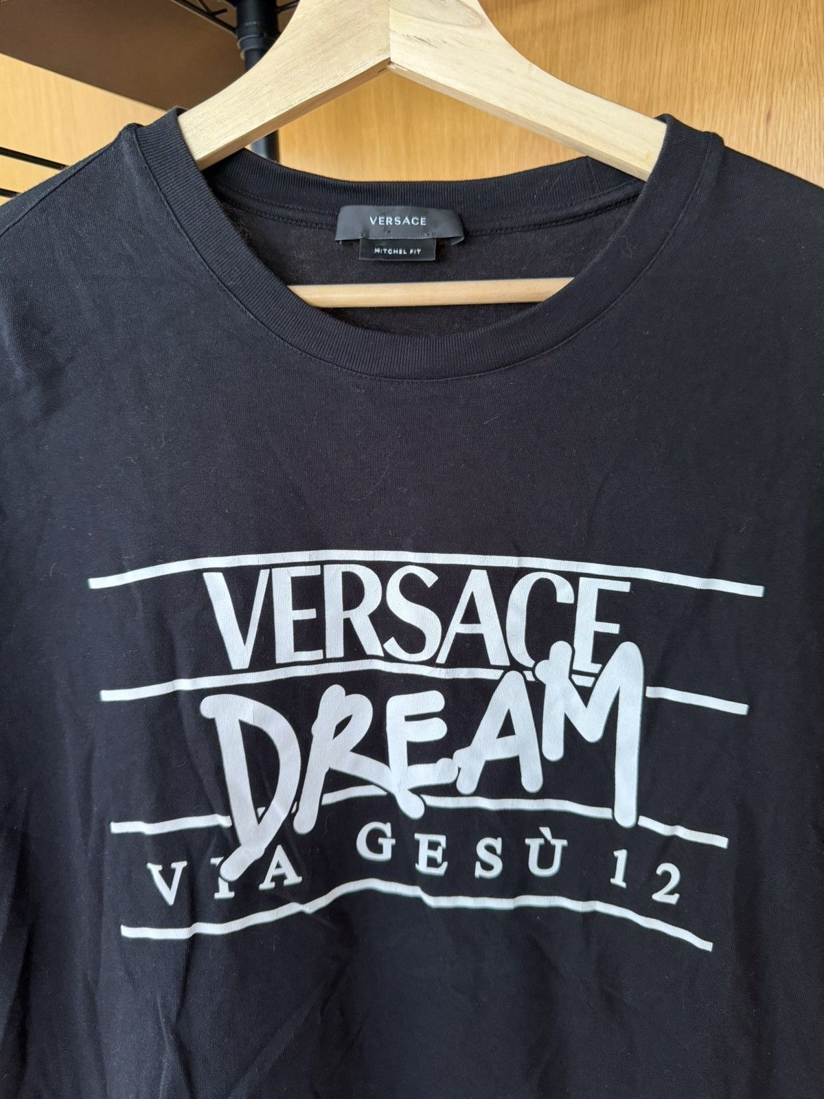 Versace Versace dream via gesu tee - size XL Size US XL / EU 56 / 4 - 2 Thumbnail