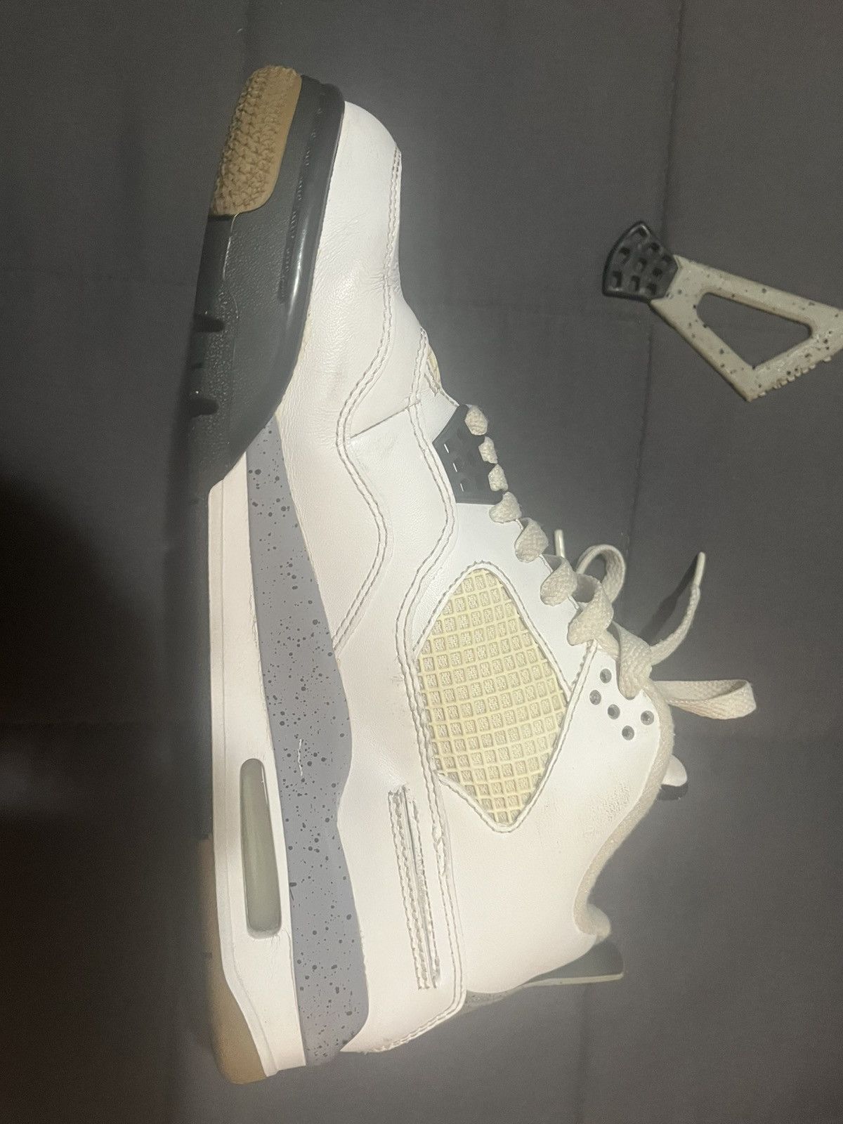 Nike Air Jordan 4 White Cement Size 8 US Size US 8 / EU 41 - 7 Thumbnail