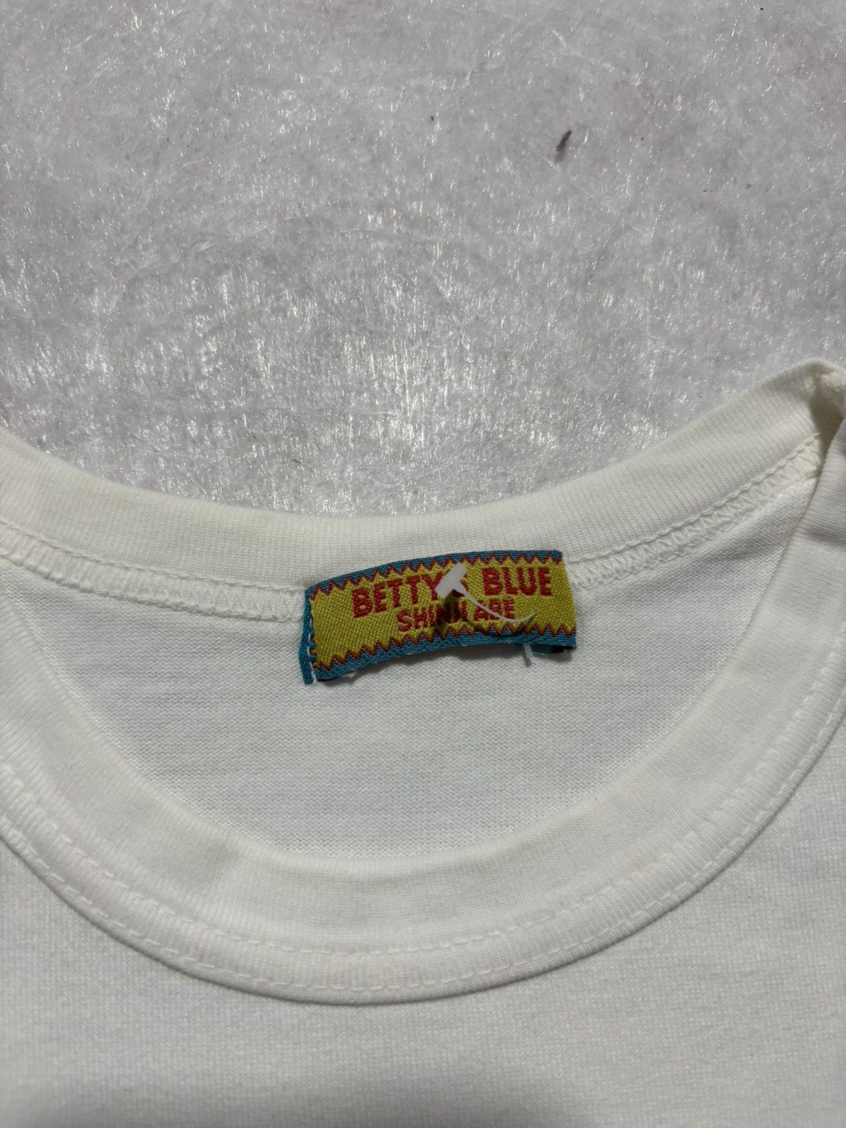 Vintage Vintage Betty Blue Tshirt Size S / US 4 / IT 40 - 4 Thumbnail