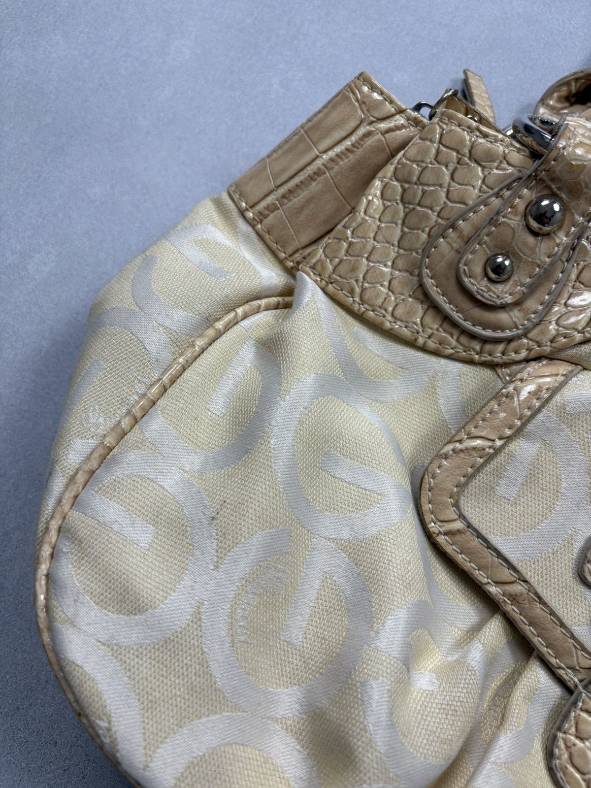 Designer Y2K Gussaci Rare Monogram Logo Faux Croc Handle Bag 2000s Size ONE SIZE - 5 Thumbnail