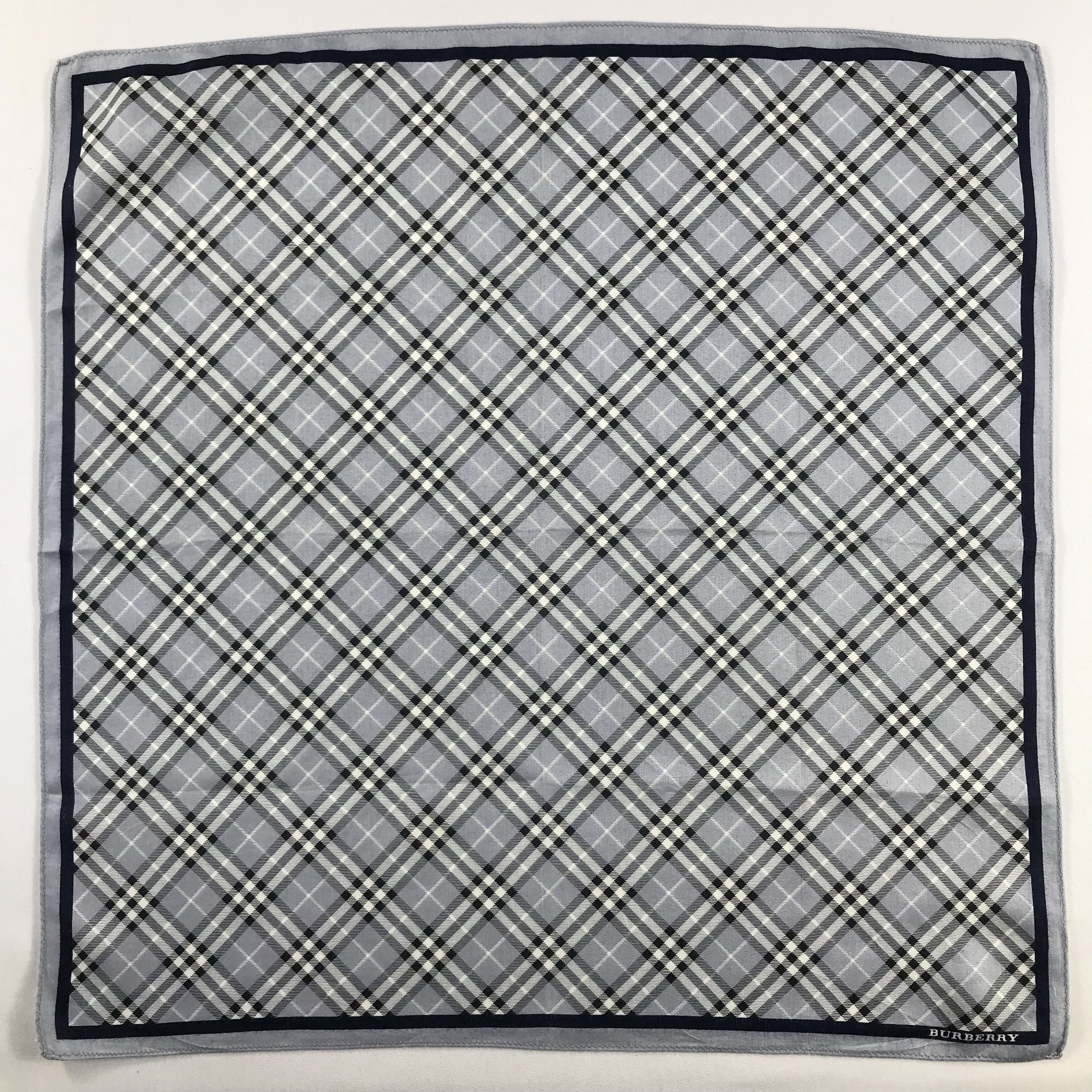 Burberry Burberry Handkerchief / Bandana / Neckerchief C645 Size ONE SIZE - 3 Thumbnail
