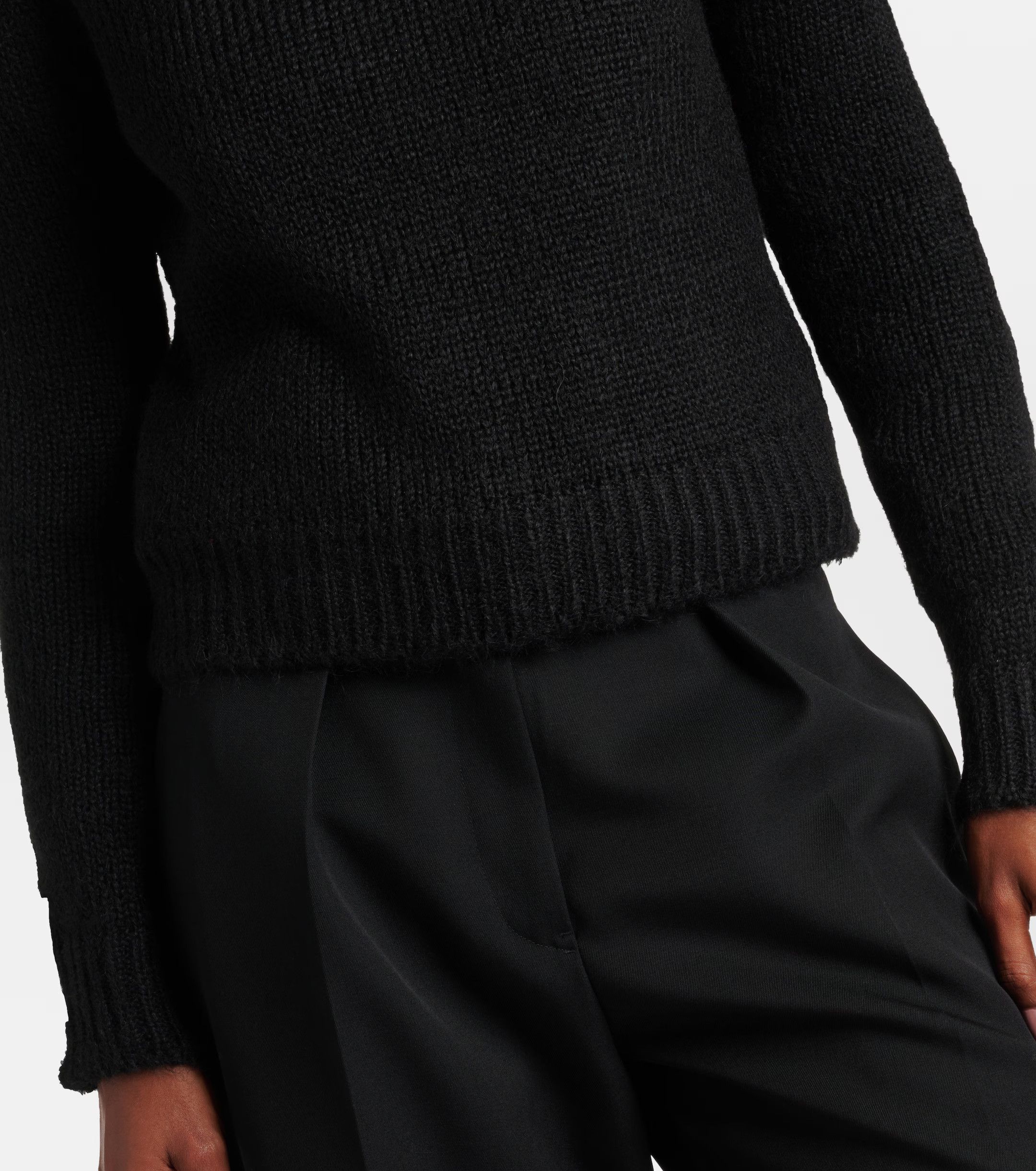Jil Sander o1mt1gz0824 Sweater in Black Size L / US 10 / IT 46 - 4 Thumbnail