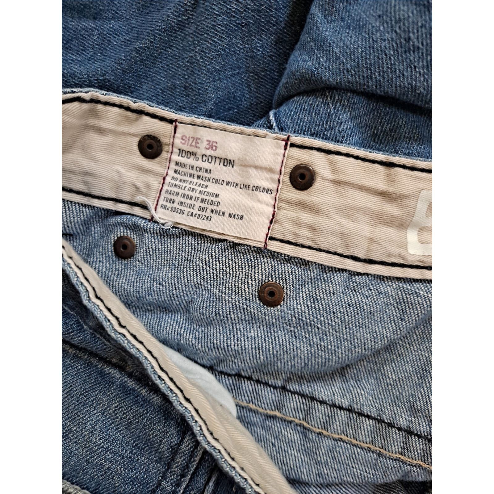 Ecko Unltd. Ecko Unltd Denim Jean Shorts With U on Back Pockets Size 36 Size US 36 / EU 52 - 3 Thumbnail