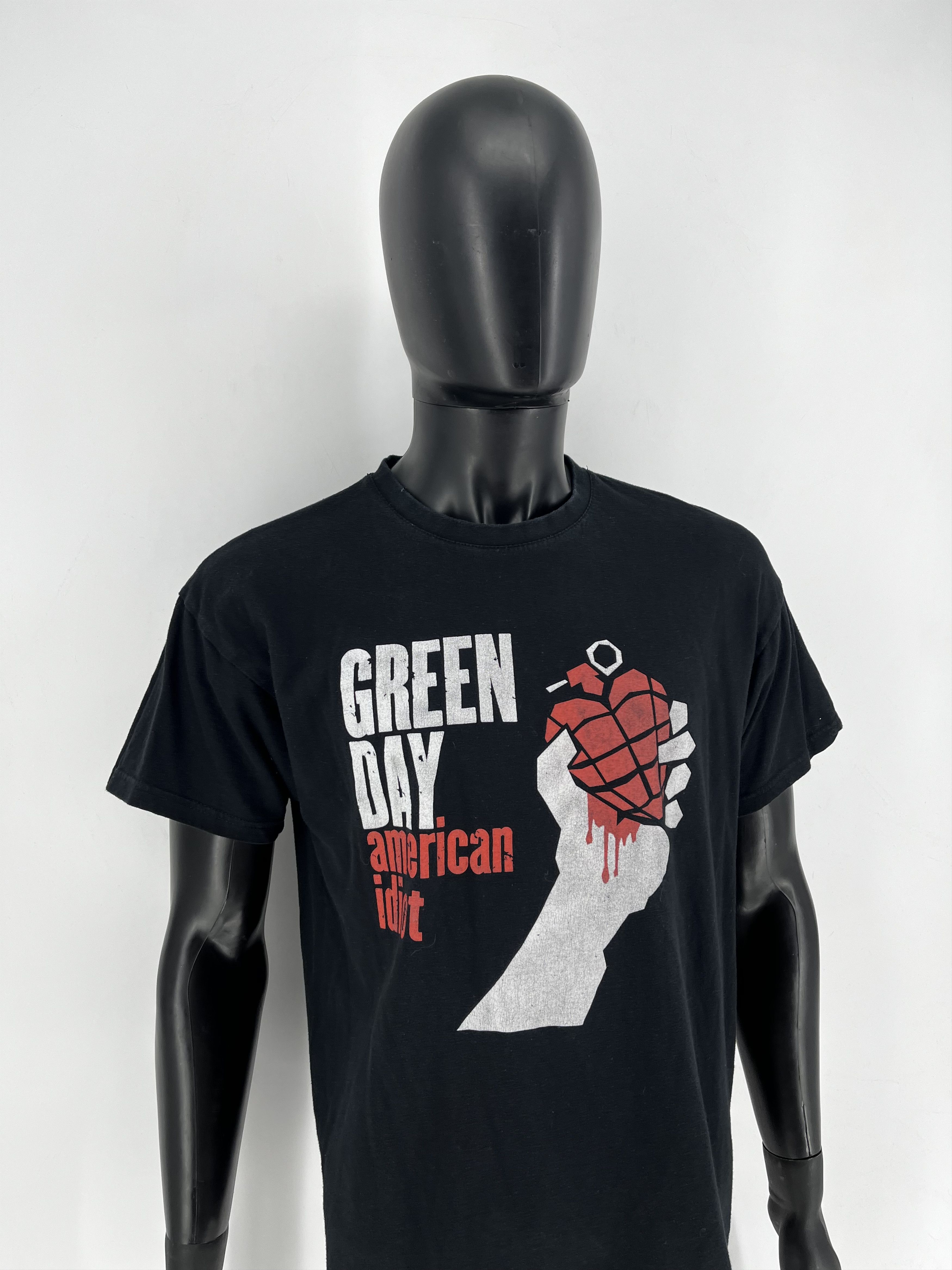 Other Vintage Y2K Green Day American Idiot Tour Band Tee L Size US L / EU 52-54 / 3 - 3 Thumbnail