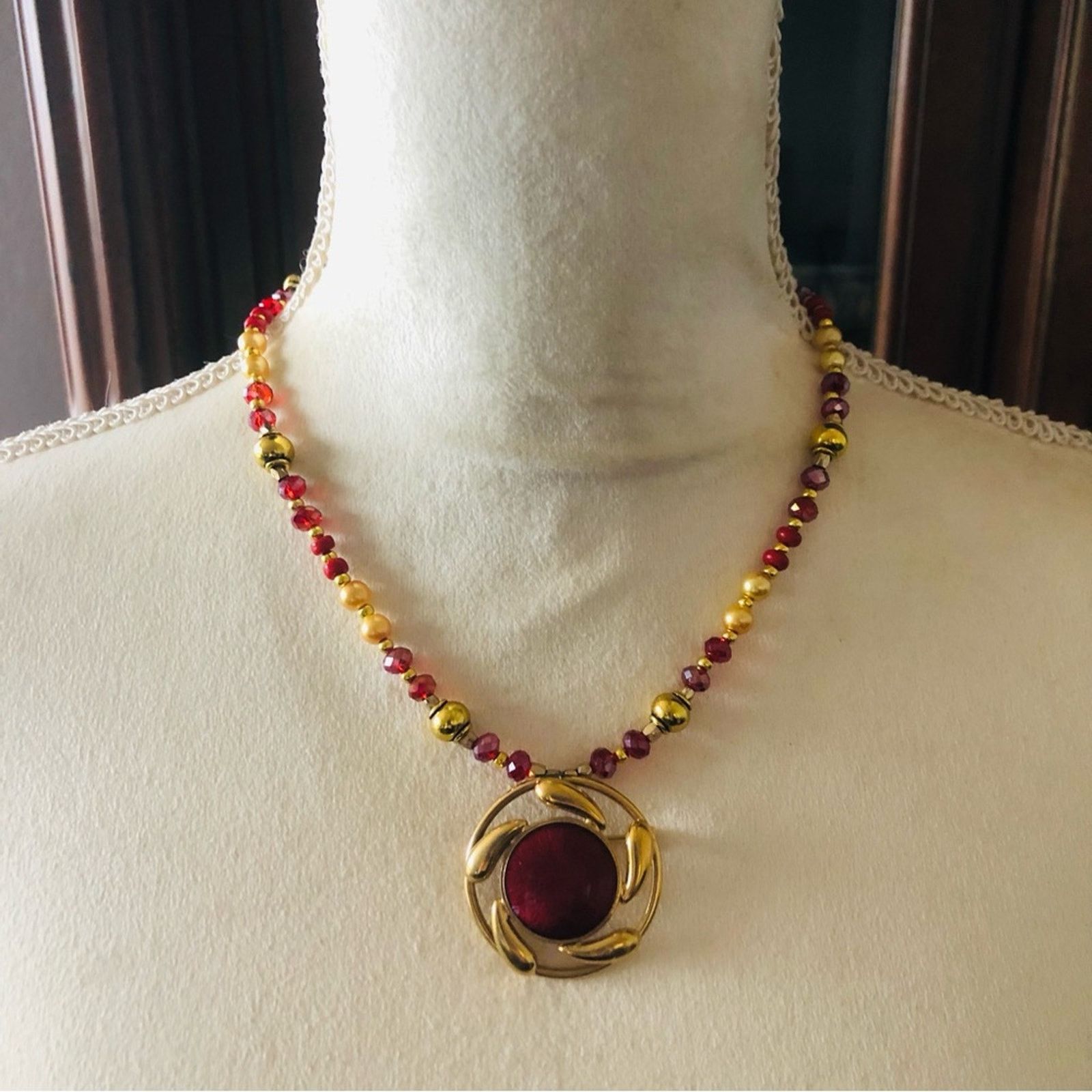 Handmade Handcrafted repurpose red swirl pendant Pearl necklace Size ONE SIZE - 2 Thumbnail