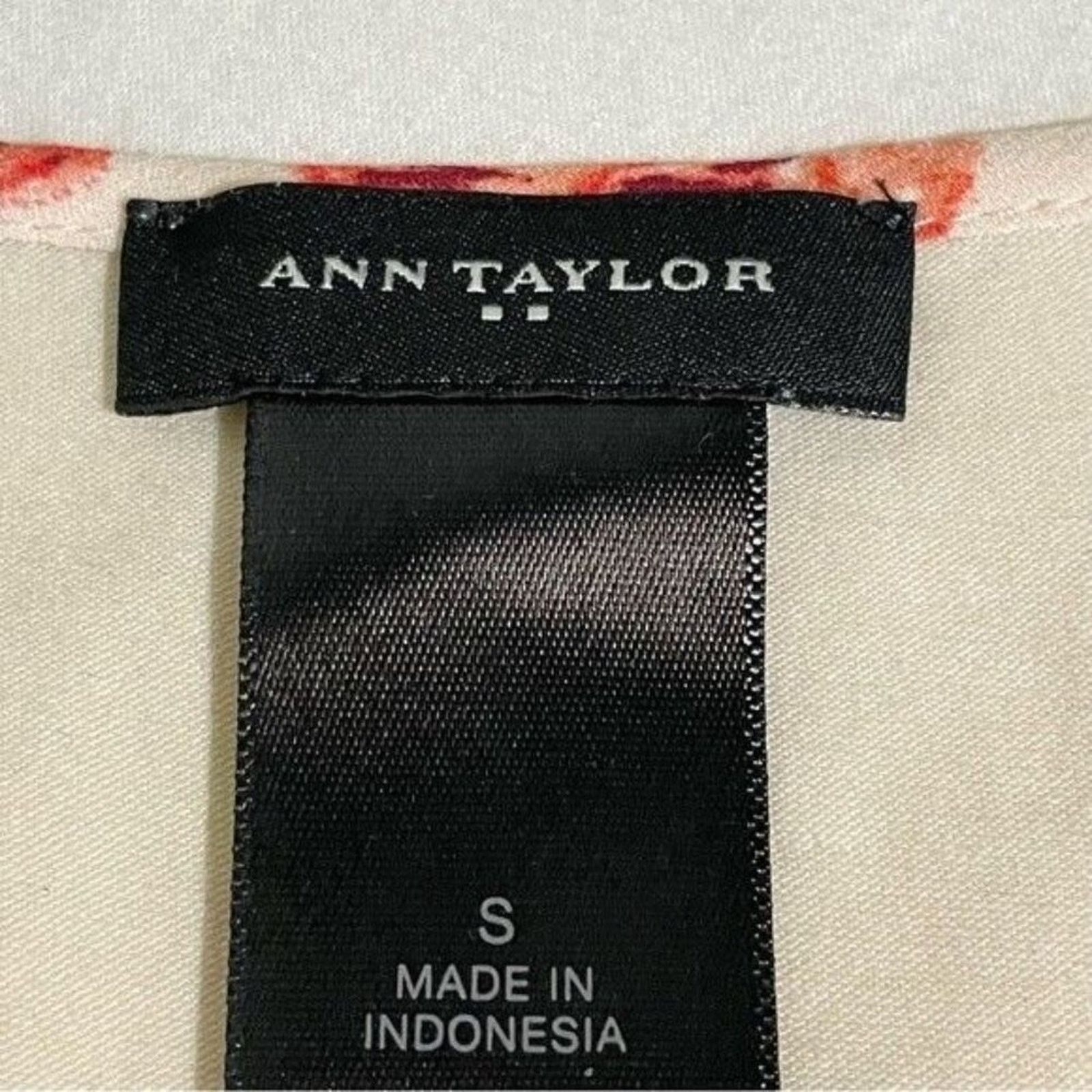 Ann Taylor Ann Taylor Shirt Sleeveless Blouse Tank Floral Small Size S / US 4 / IT 40 - 8 Thumbnail