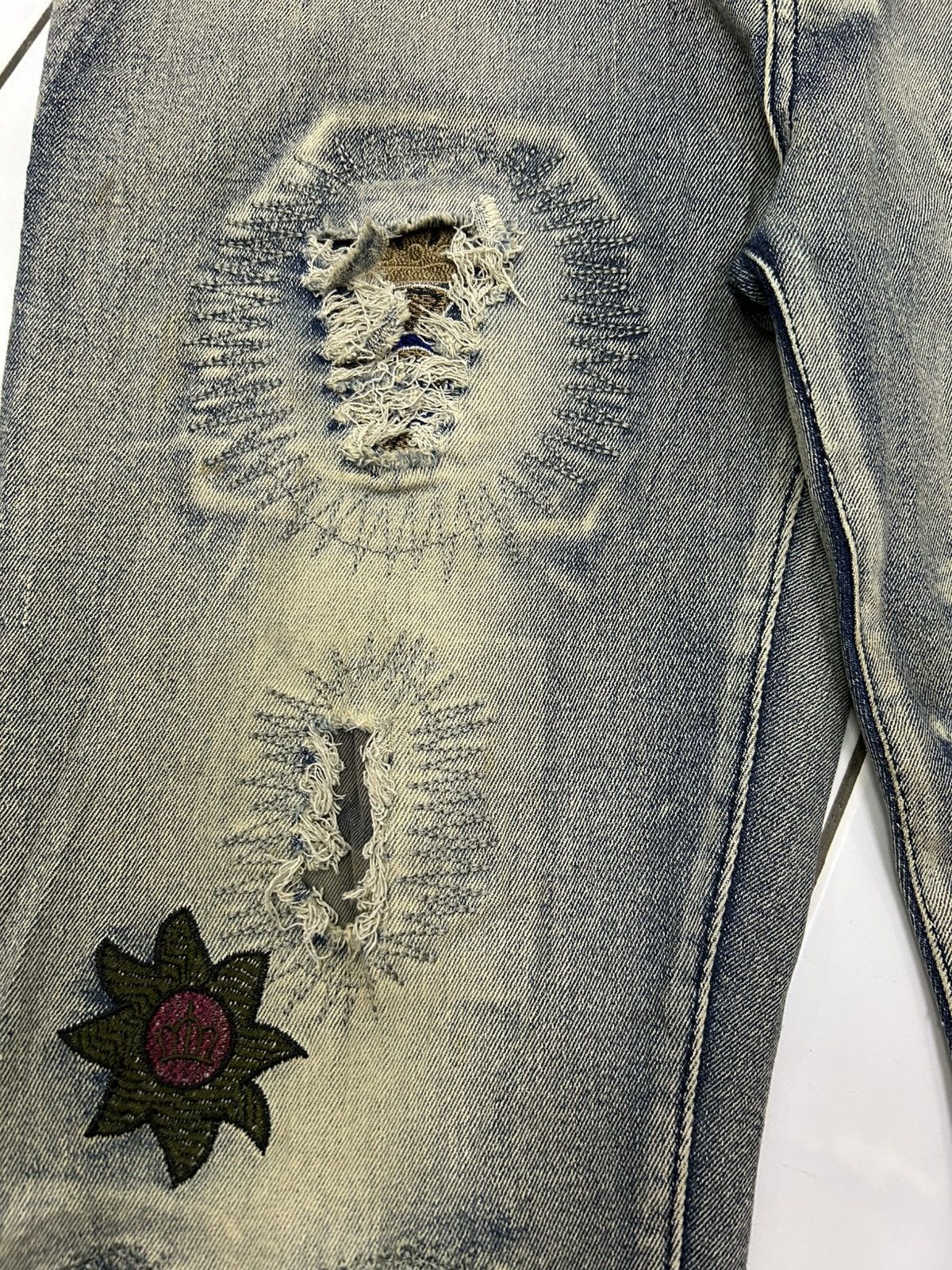 Japanese Brand Vintage Japanese Mud wash Crazy Patchwork Distressed Jeans Size US 32 / EU 48 - 7 Thumbnail