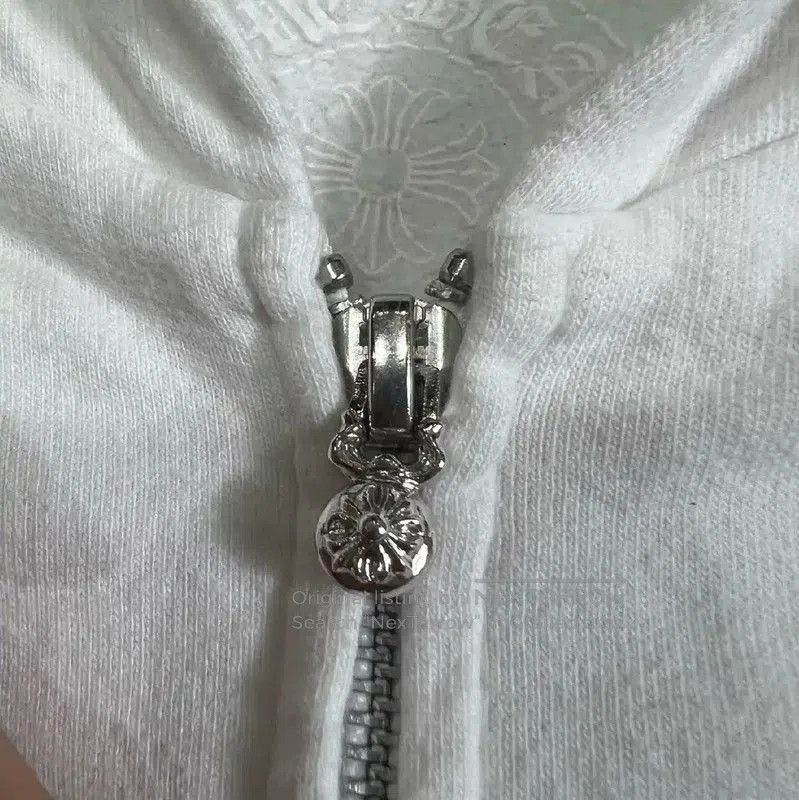 Chrome Hearts Chrome Hearts White Cotton Hooded Jacket .Size 8Y Size US XXS / EU 40 - 7 Thumbnail