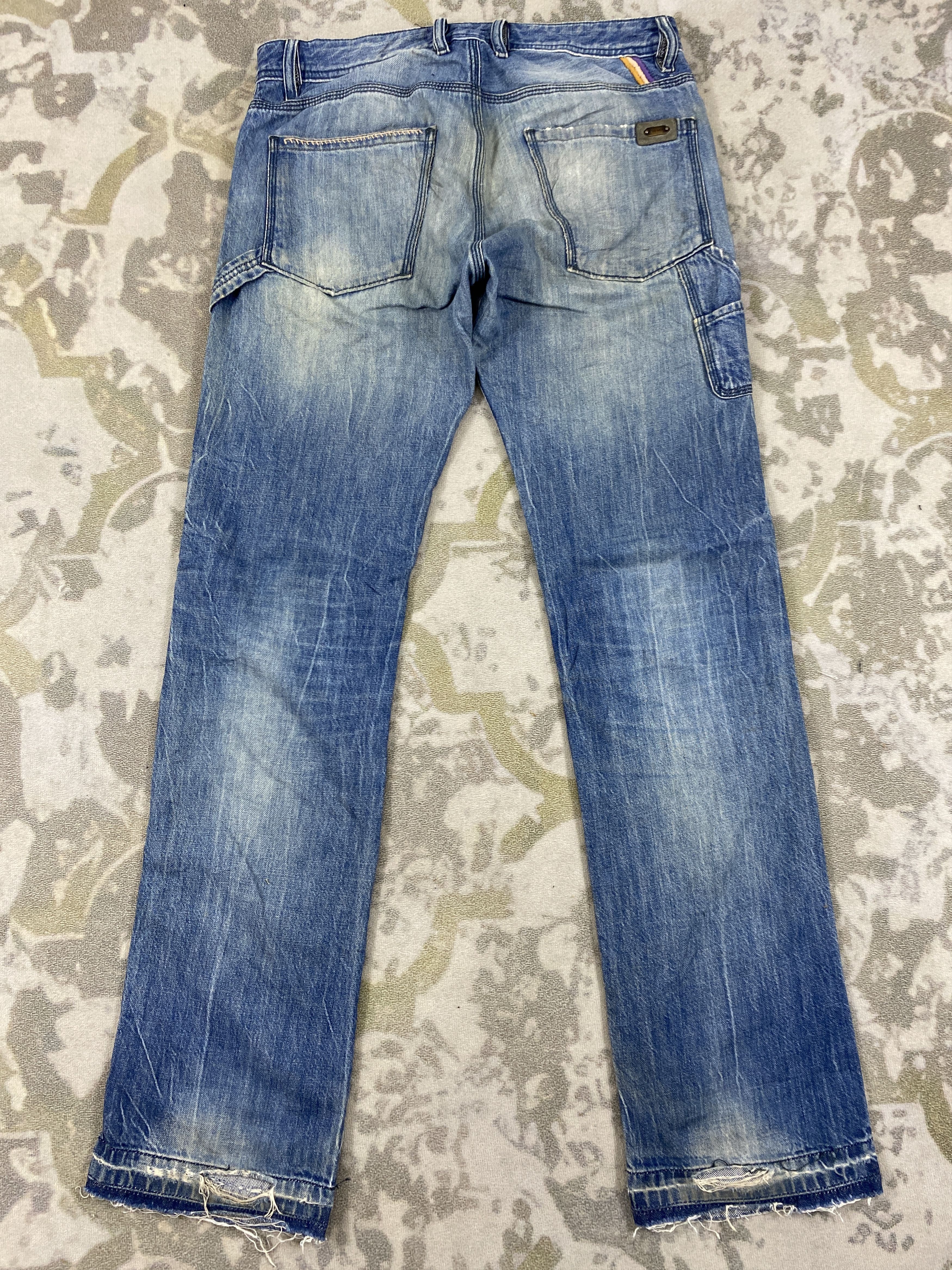 Diesel Faded Blue Vintage Diesel Jeans 31x31.5 Denim- JN3885 Size US 31 - 2 Thumbnail