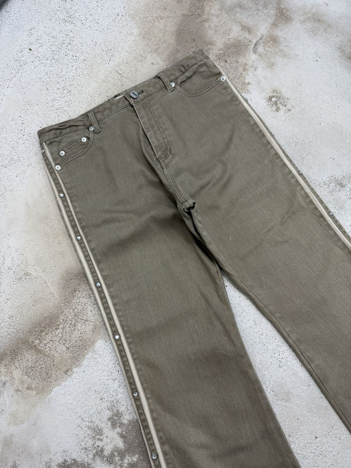 Japanese Brand Heart Shape Flare Stonewashed Unisex Denim Pants Size US 28 / EU 44 - 3 Thumbnail