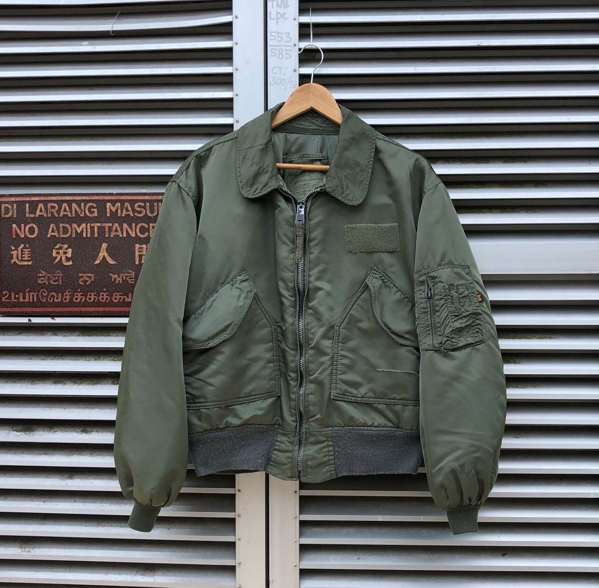 Vintage Alpha Industries Flyer's CWU-45P Ma-1 Bomber Jacket