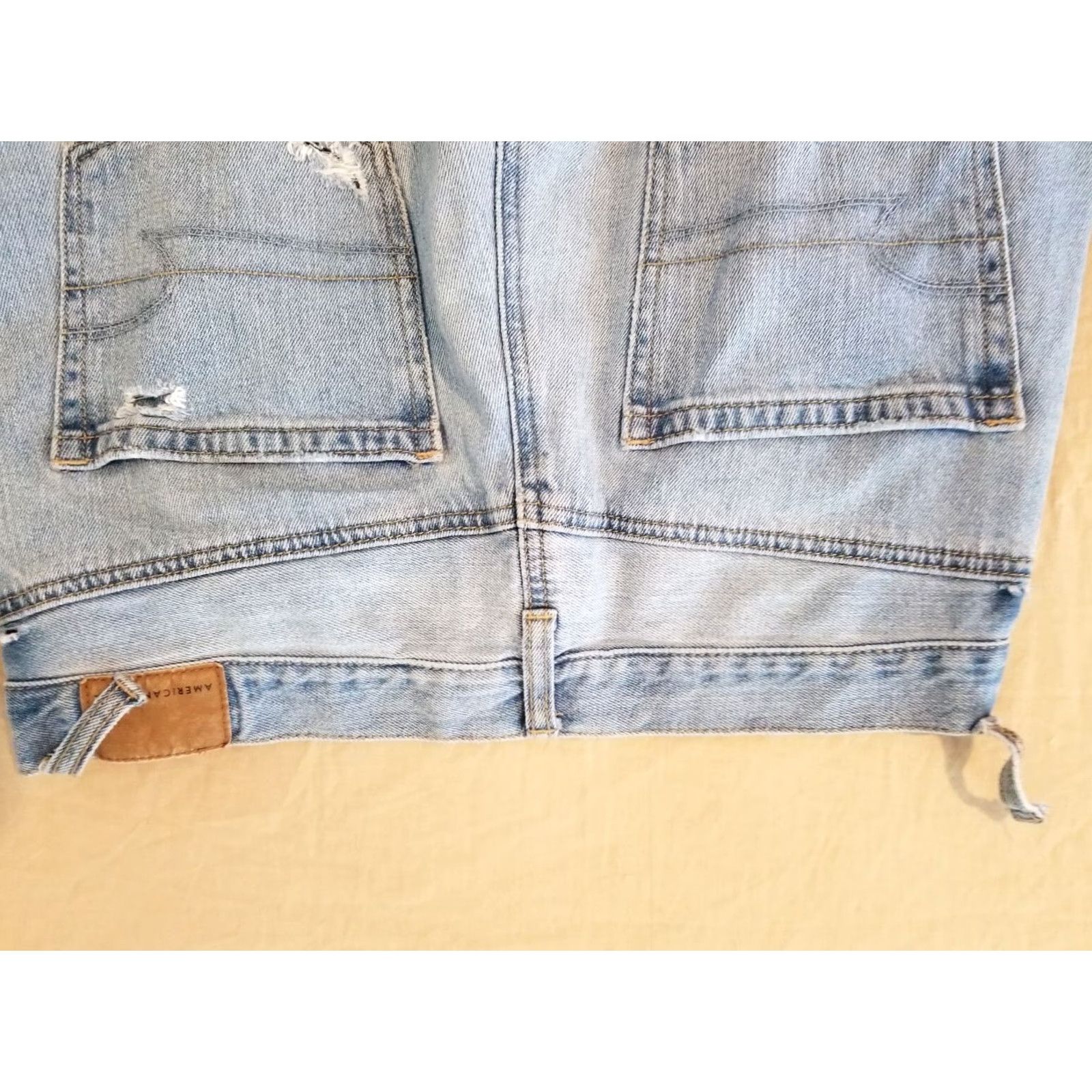 American Eagle Outfitters Womens American Eagle Outfitters Jeans 10 Mom Denim Blue Pants Size 32" / US 10 / IT 46 - 3 Thumbnail