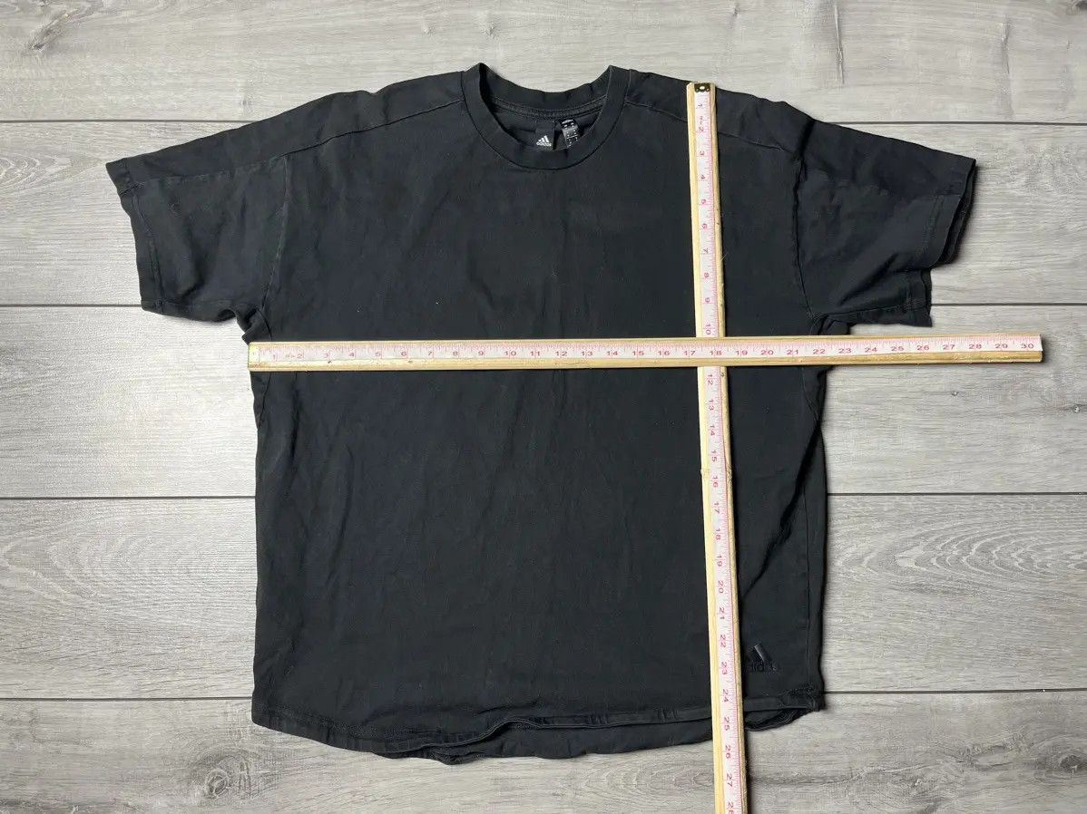 Adidas Adidas T-shirt sportswear size Medium Size US M / EU 48-50 / 2 - 6 Thumbnail