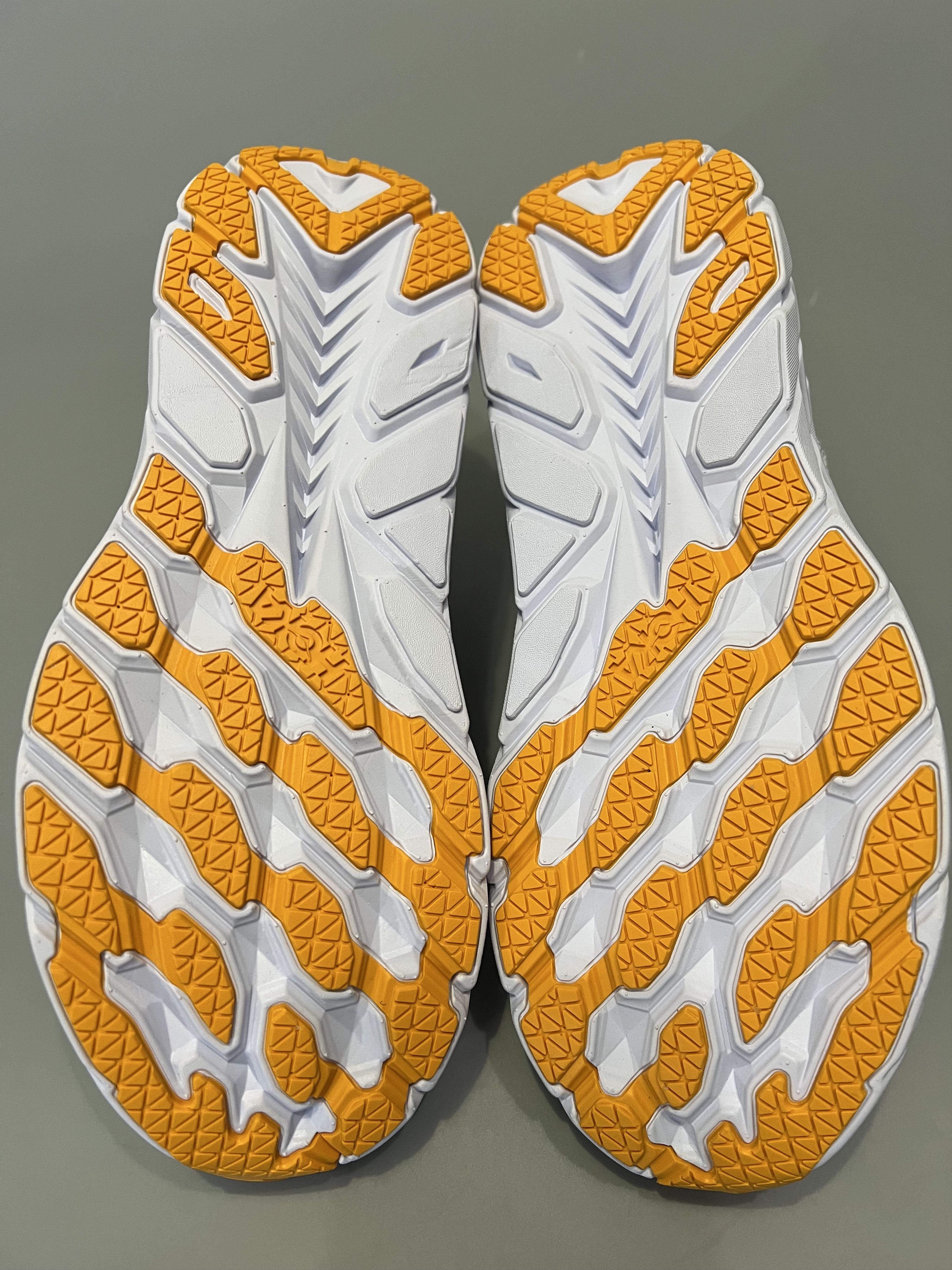 Hoka 10.5D Hoka One One Clifton 8 Running Shoes Gym Walking Size US 10.5 / EU 43-44 - 8 Thumbnail