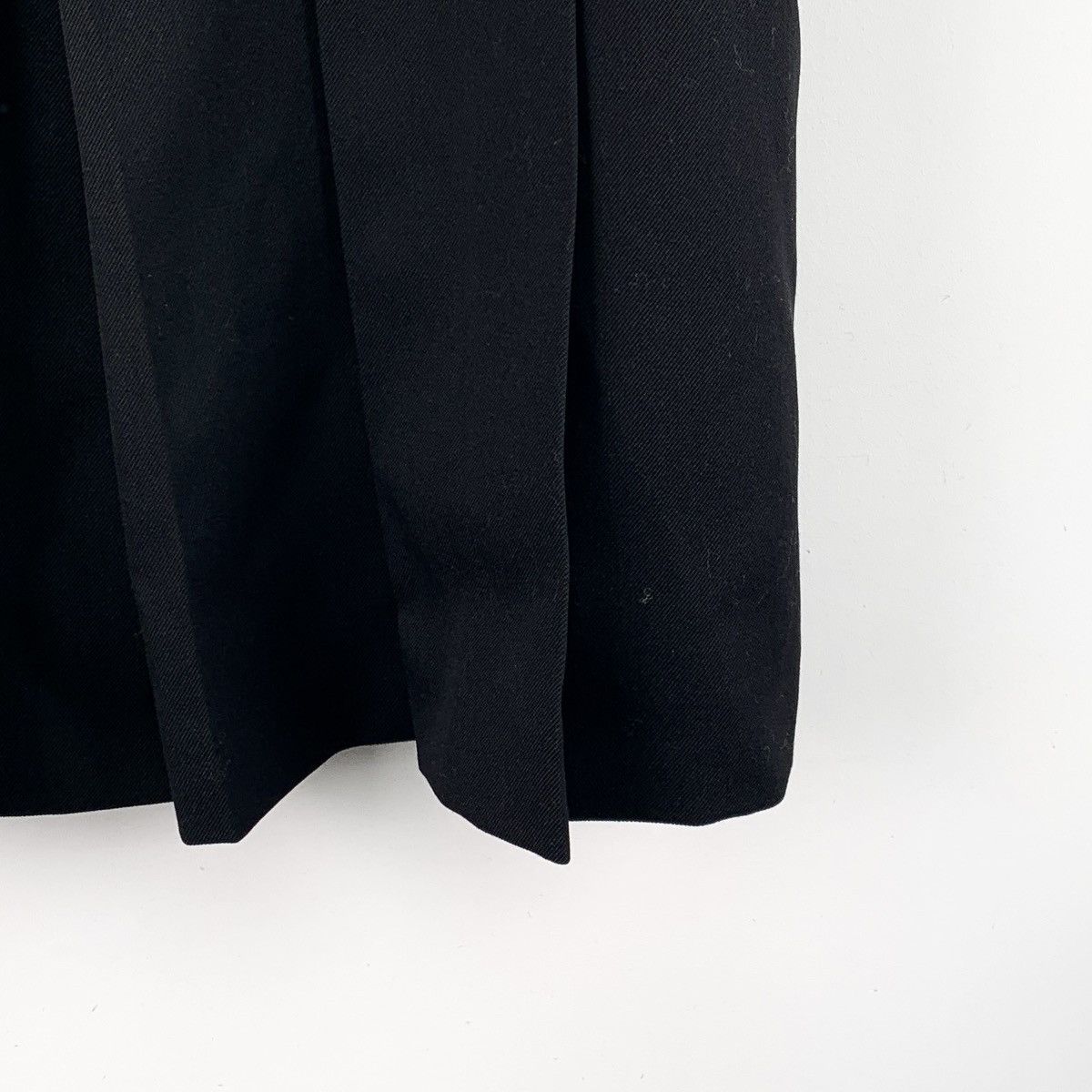 Celine Celine Black Horsebit Pleated Wool Casual Long Skirt K26WX Size 26" / US 2 / IT 38 - 5 Thumbnail