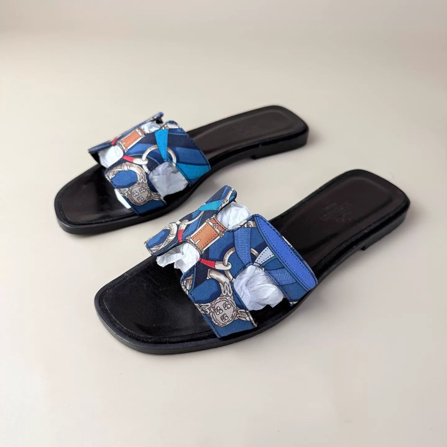 Hermes Hermes Lock-tipped H slide sandals 36 New MINT Size US 5.5 / IT 35.5 - 1 Thumbnail