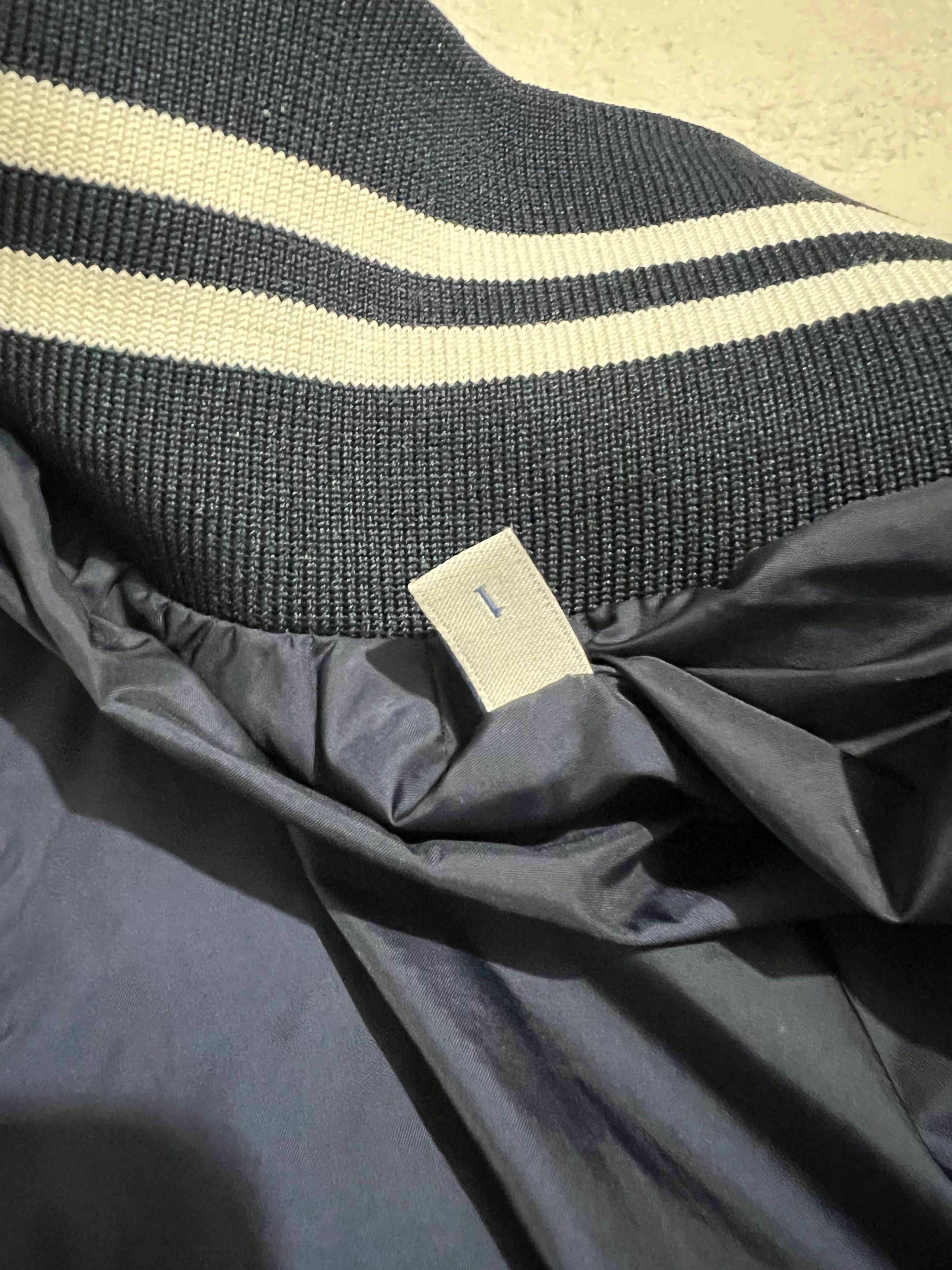 Moncler Moncler Kenya jacket Size US S / EU 44-46 / 1 - 9 Thumbnail