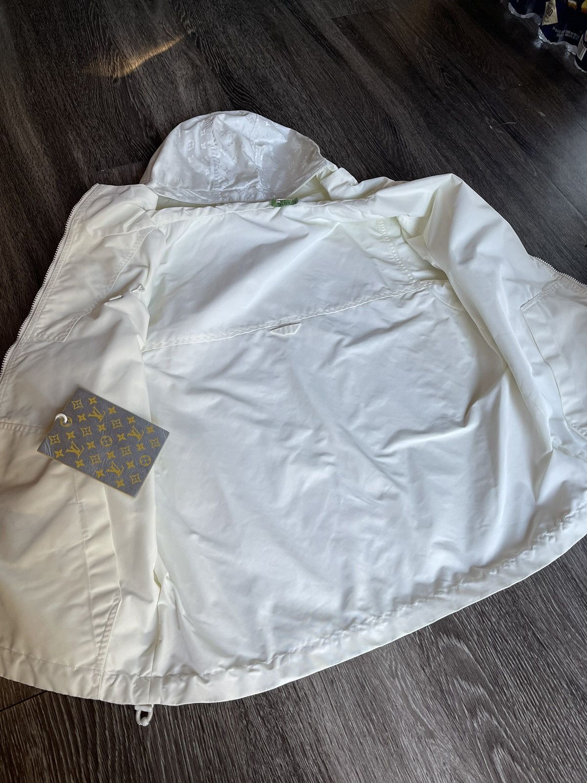 Louis Vuitton Louis Vuitton White Monogram Zip Up Jacket Size US M / EU 48-50 / 2 - 12 Thumbnail