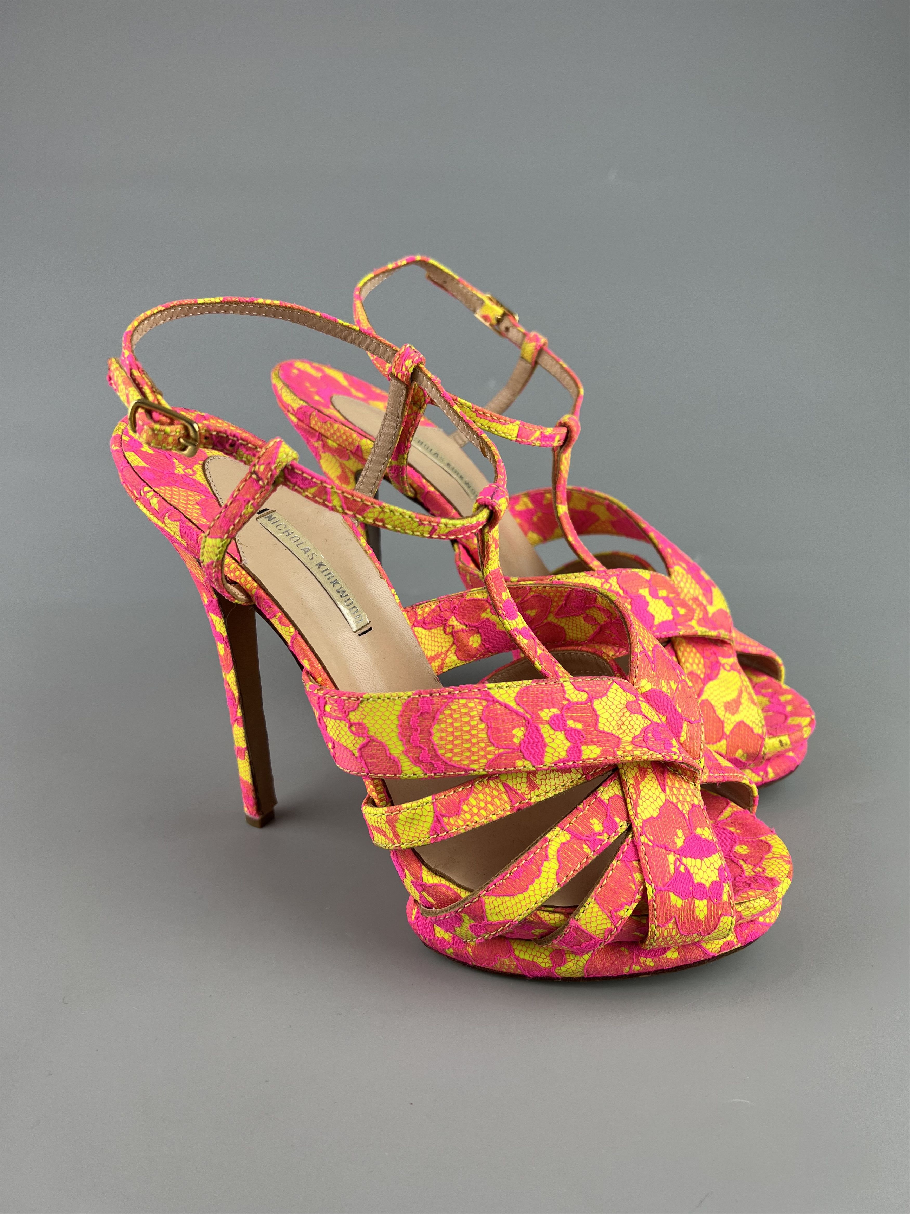 Nicholas Kirkwood Embroidered Overlay Lace Platform High Heels Pump Shoes 40 Size US 9 / IT 39 - 3 Thumbnail