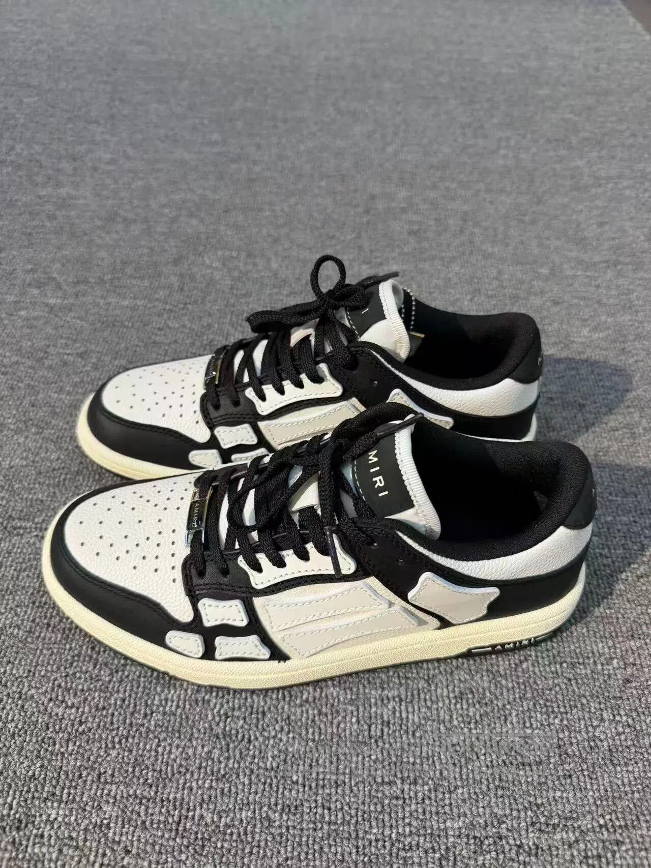 Amiri AMIRI Bone Low-Top Black White Sneakers. Size US 6 / IT 36 - 1 Thumbnail