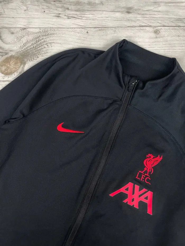 Nike Nike Liverpool Strike 2022 2023 Soccer Track Jacket Football Size US M / EU 48-50 / 2 - 3 Thumbnail
