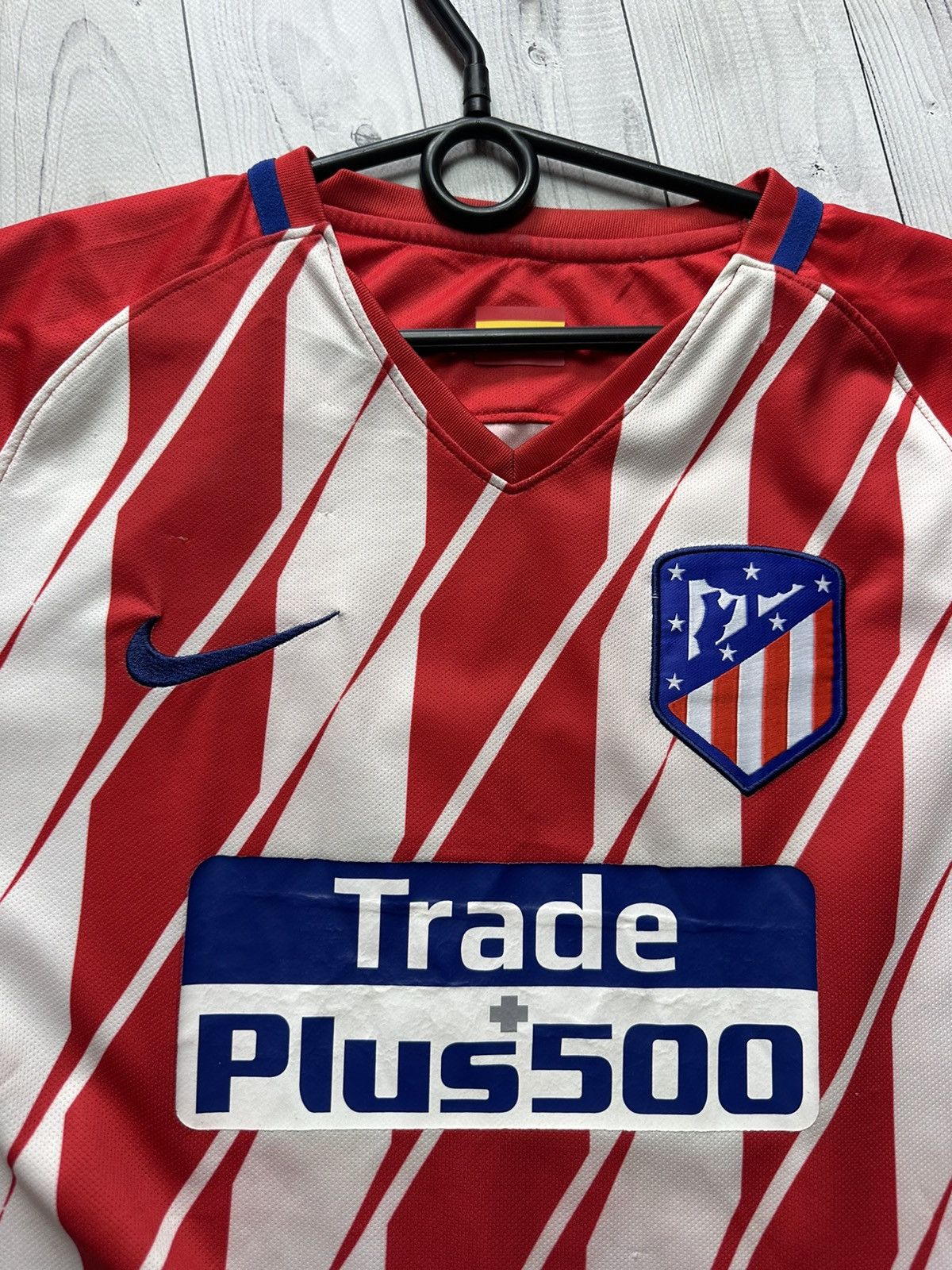 Other Atletico Madrid soccer jersey size M Size US M / EU 48-50 / 2 - 5 Thumbnail