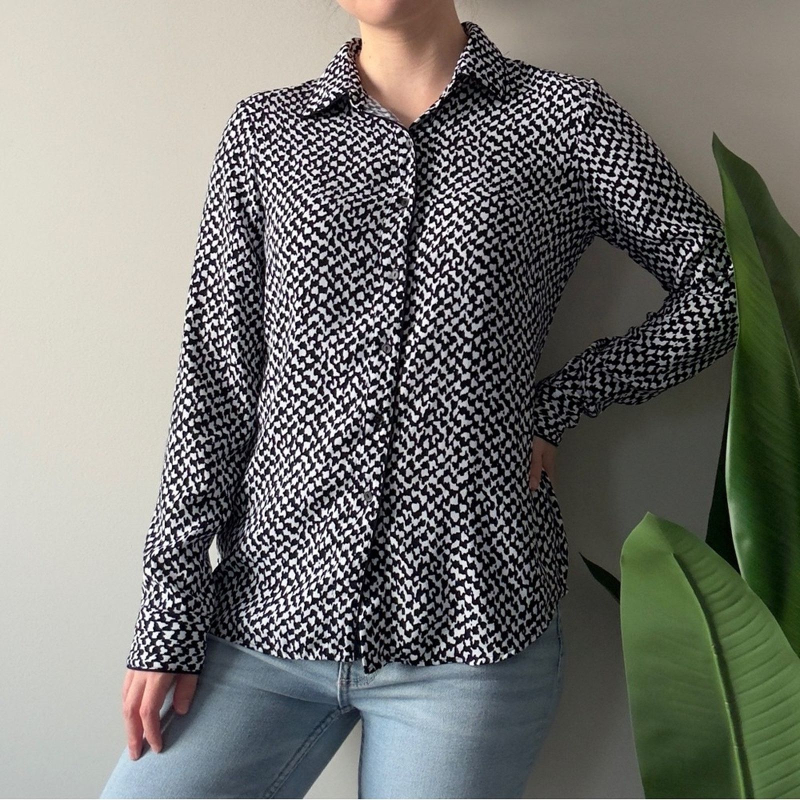Theory Theory Long Sleeve Button Down Stylish Black and White Top M Size M / US 6-8 / IT 42-44 - 1 Thumbnail