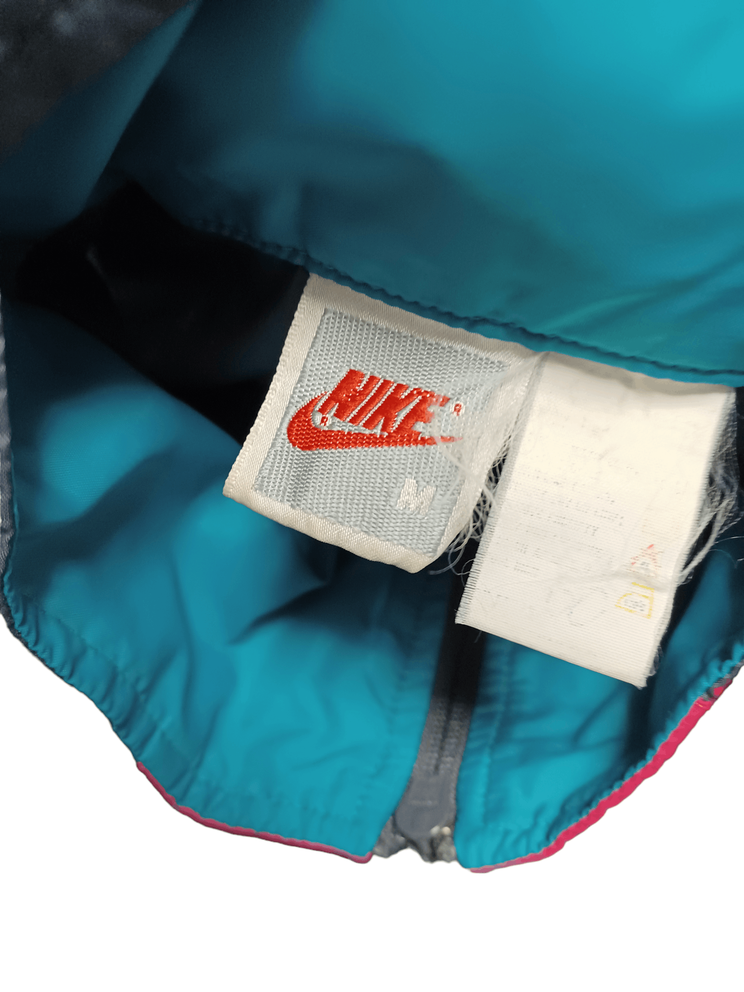 Nike NIKE VINTAGE 90S NYLON RAIN LIGHT JACKET Size US M / EU 48-50 / 2 - 4 Thumbnail