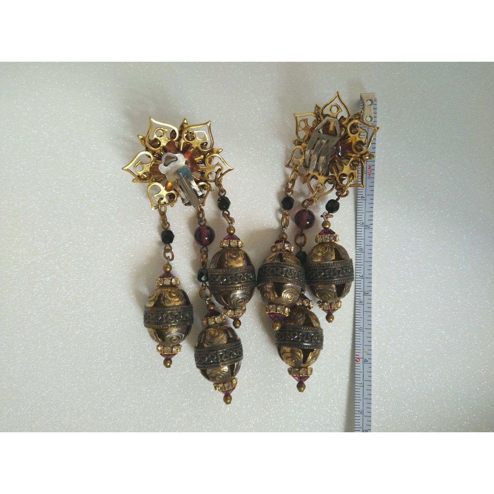 The Unbranded Brand Vintage Ethnic Chandelier Dangle Earrings Clip On Gold Size ONE SIZE - 2 Thumbnail