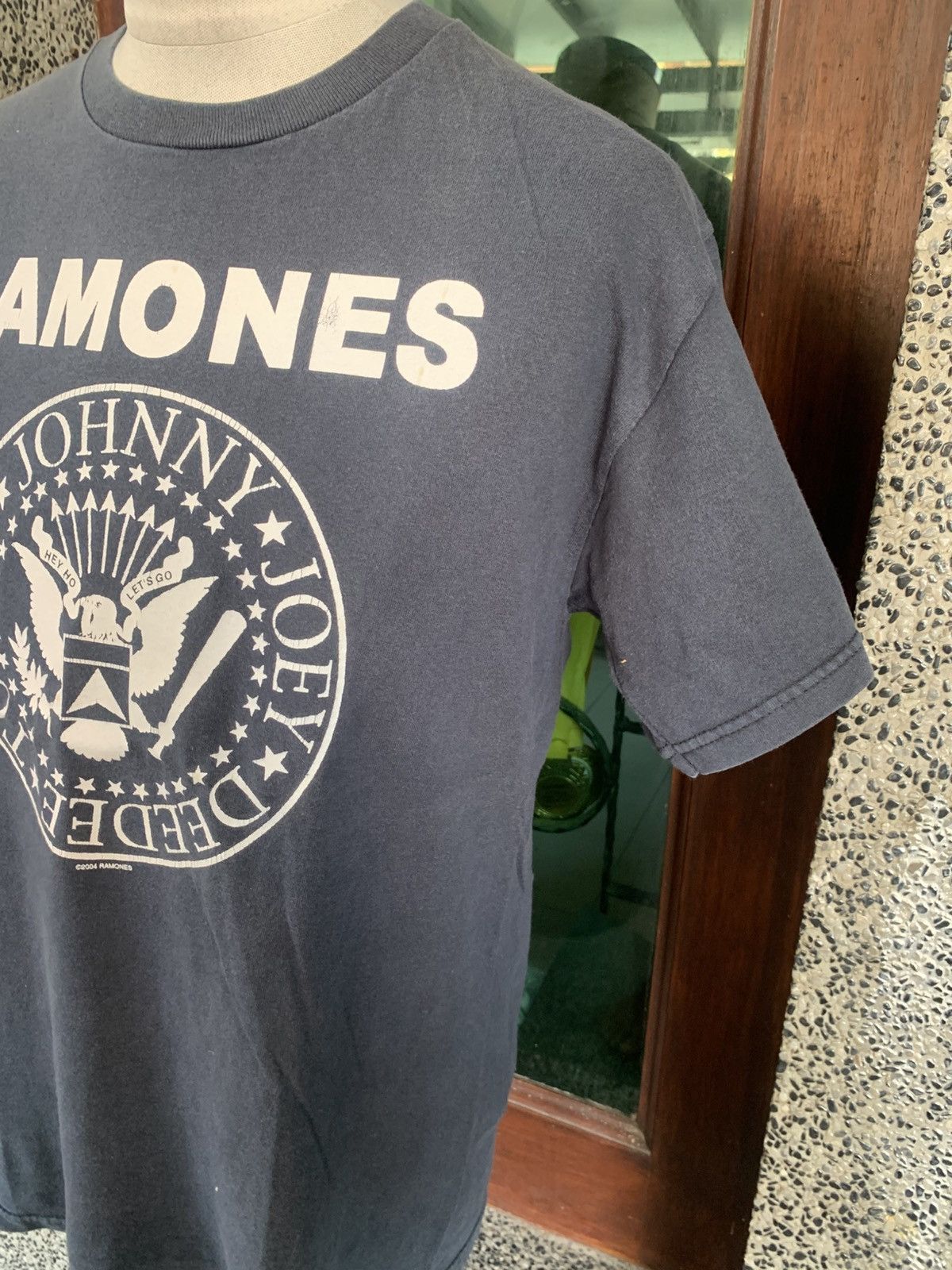 Band Tees Vintage 2004 Ramones Rock Band / Punk Rock T shirt Size US M / EU 48-50 / 2 - 4 Thumbnail