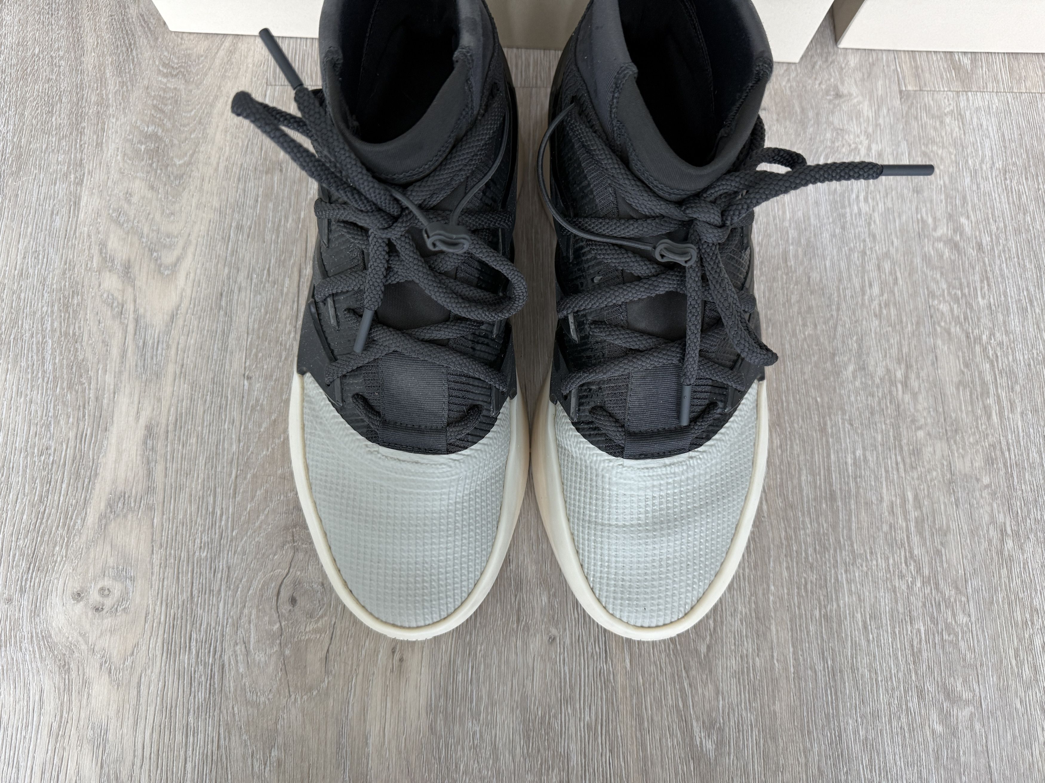 Fear of God Fear of God Sneakers Size US 9.5 / EU 42-43 - 3 Thumbnail