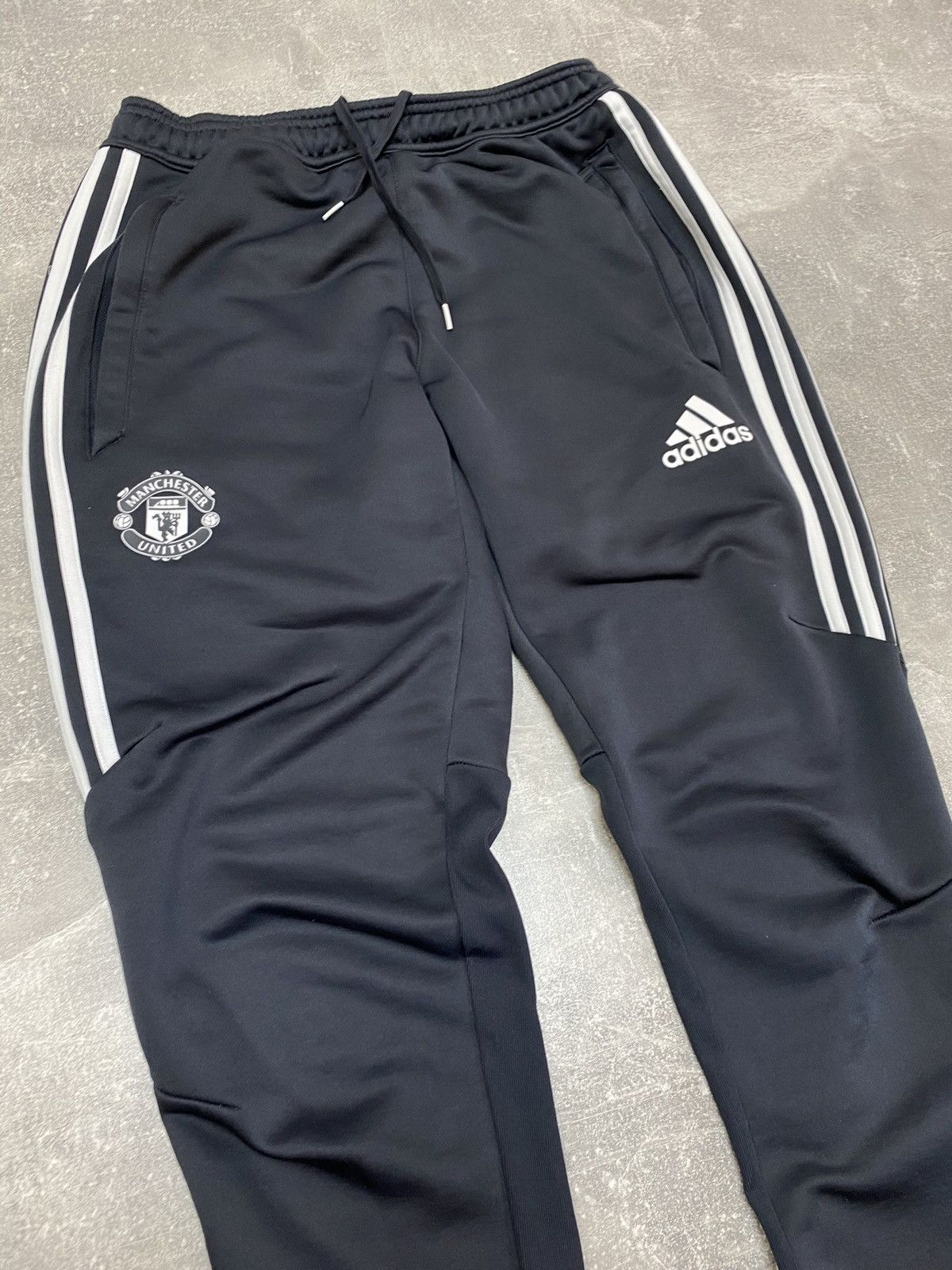 Adidas Manchester United 2017 Adidas Soccer Football Pants Joggers Size US 30 / EU 46 - 4 Thumbnail