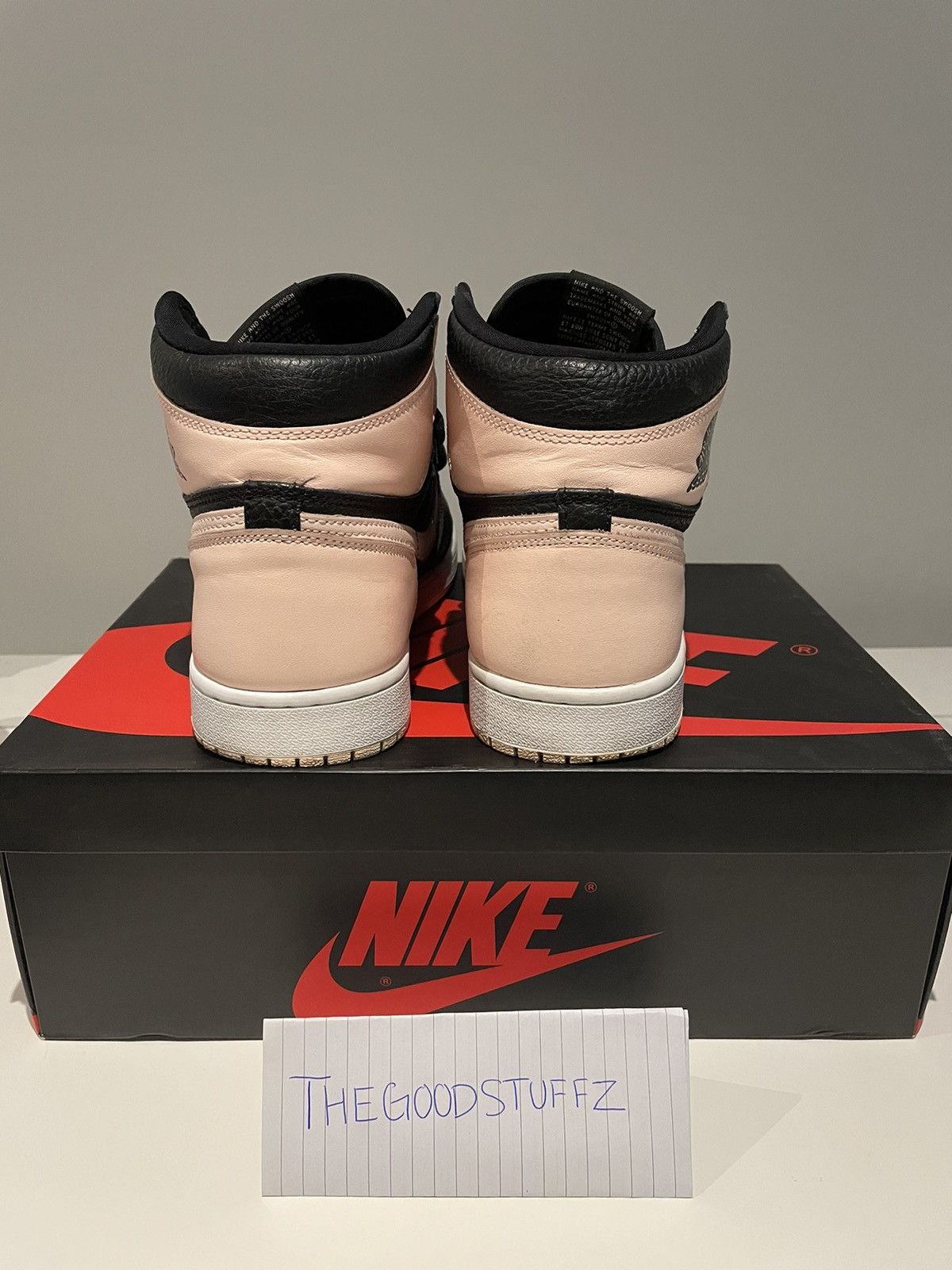 Jordan Brand Jordan 1 Crimson Tint Size 10 Size US 10 / EU 43 - 3 Thumbnail