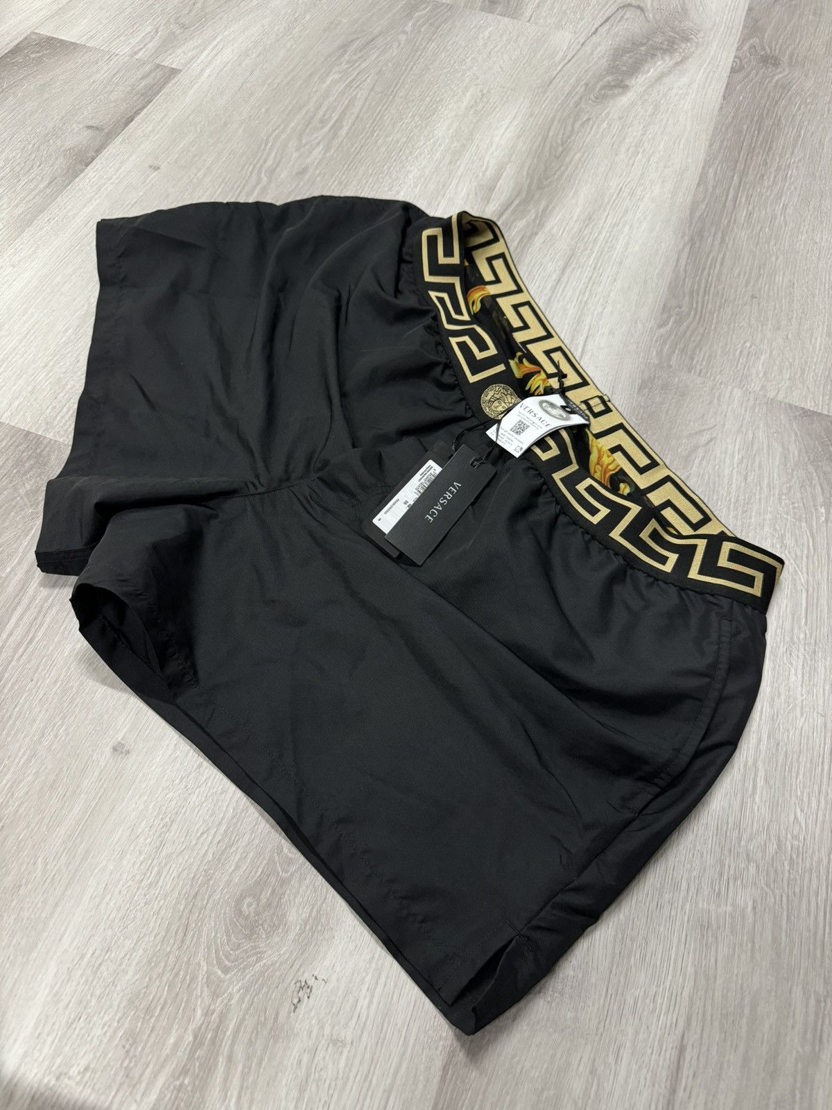 Versace Versace Swim Shorts New Size US 40 / EU 56 - 1 Thumbnail