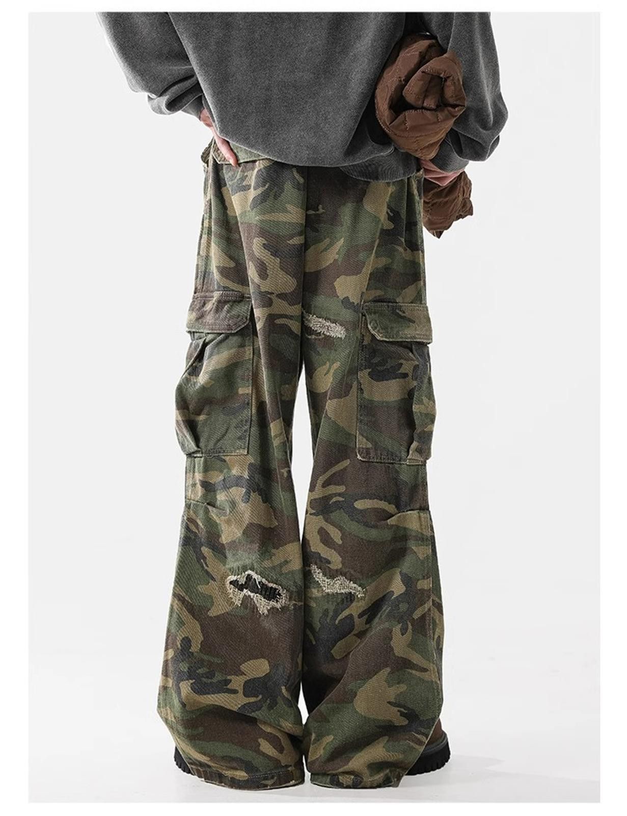 Japanese Brand Distressed Multi Pocket Camo Wide Leg Cargo Pants Size US 28 / EU 44 - 2 Thumbnail