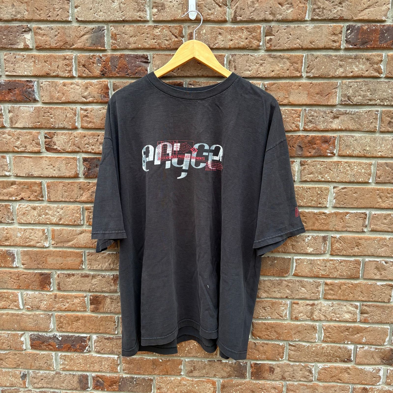Enyce Vintage Baggy Black Y2K Eynce T-Shirt XXL Size US XXL / EU 58 / 5 - 1 Thumbnail