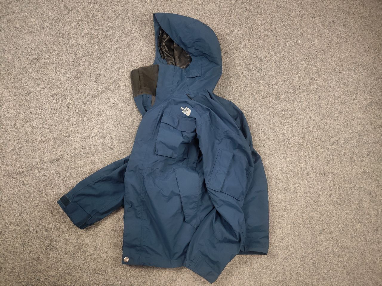The North Face Vintage The North Face Blue HyVent Hooded Zip Ski Jacket Y2K Size US S / EU 44-46 / 1 - 13 Thumbnail