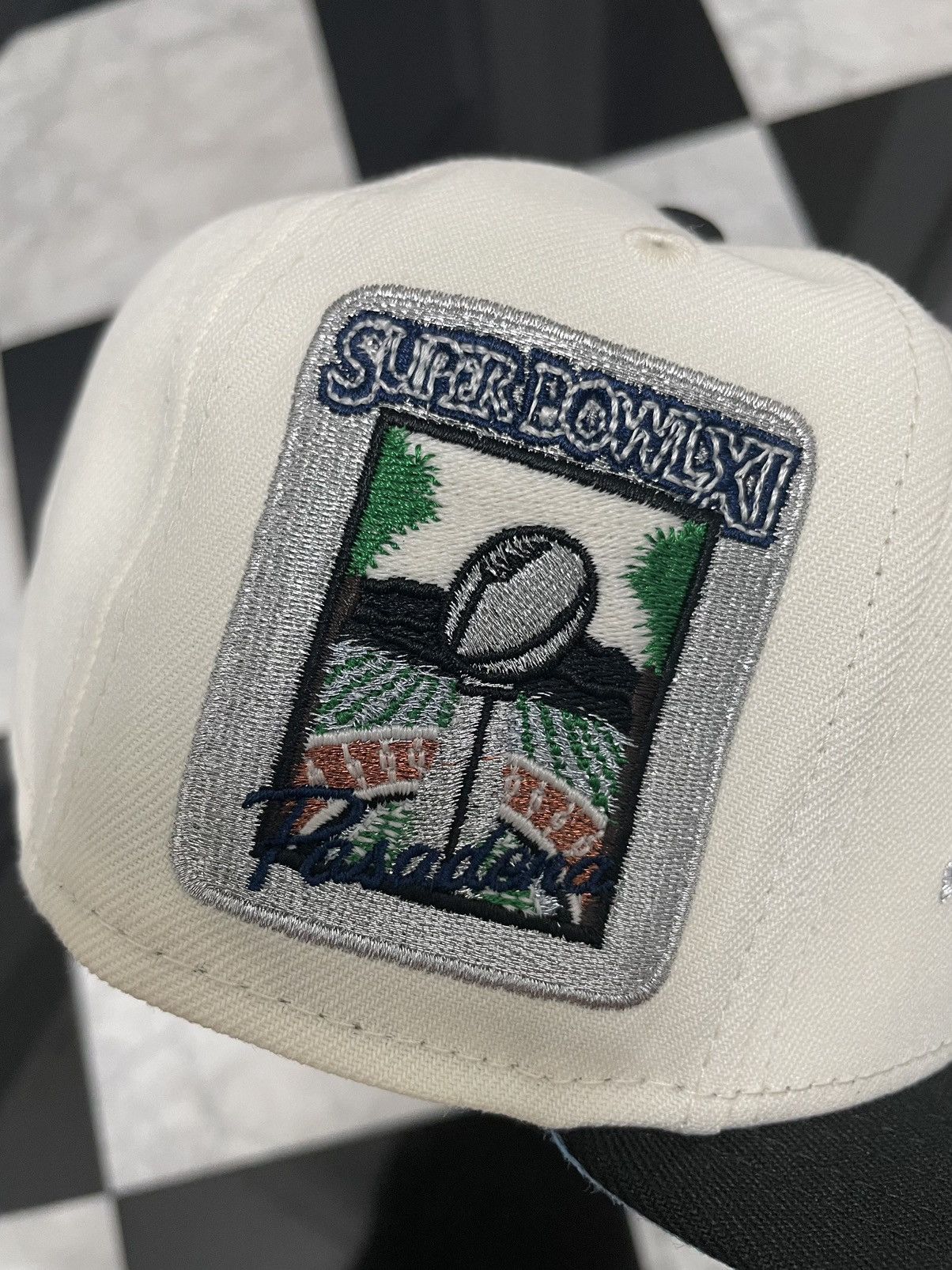 New Era 🔥Exclusive Raiders fitted size 7 also have 7 3/8 Size ONE SIZE - 4 Thumbnail